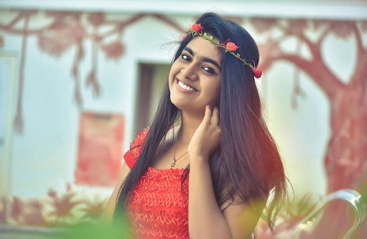 Nimisha Sajayan Beautiful Picture And New HD Wallpaper