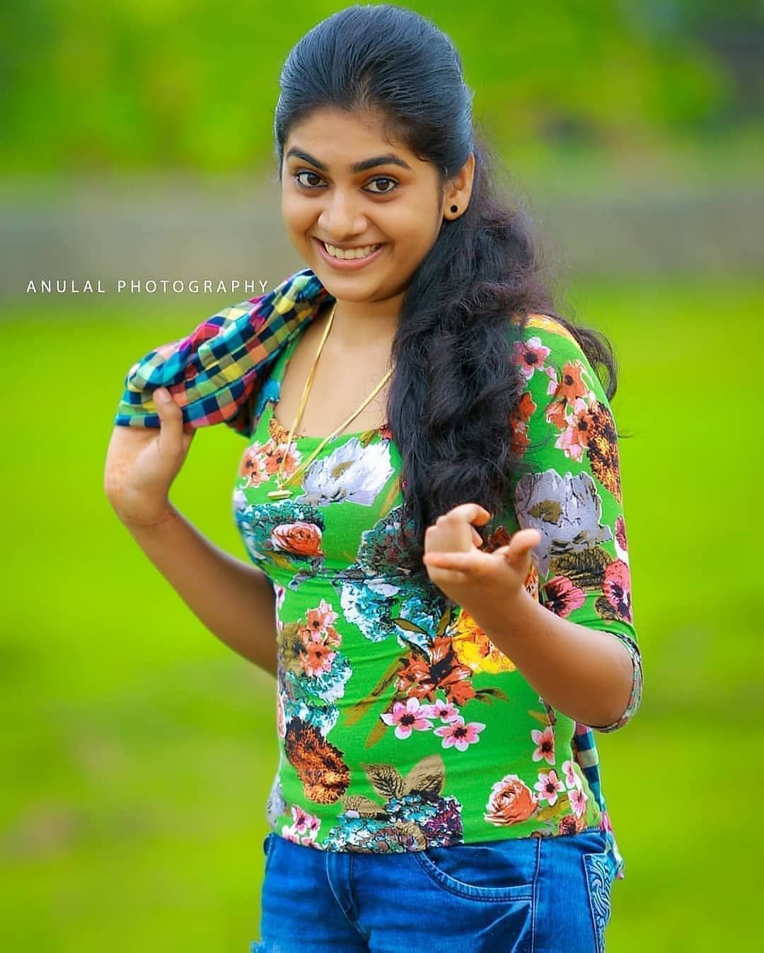 Nimisha Sajayan Follow ⬇️ #nimishasajayan #cinetimesmedia #cinetimes #actre. India beauty women, Beauty women, India beauty