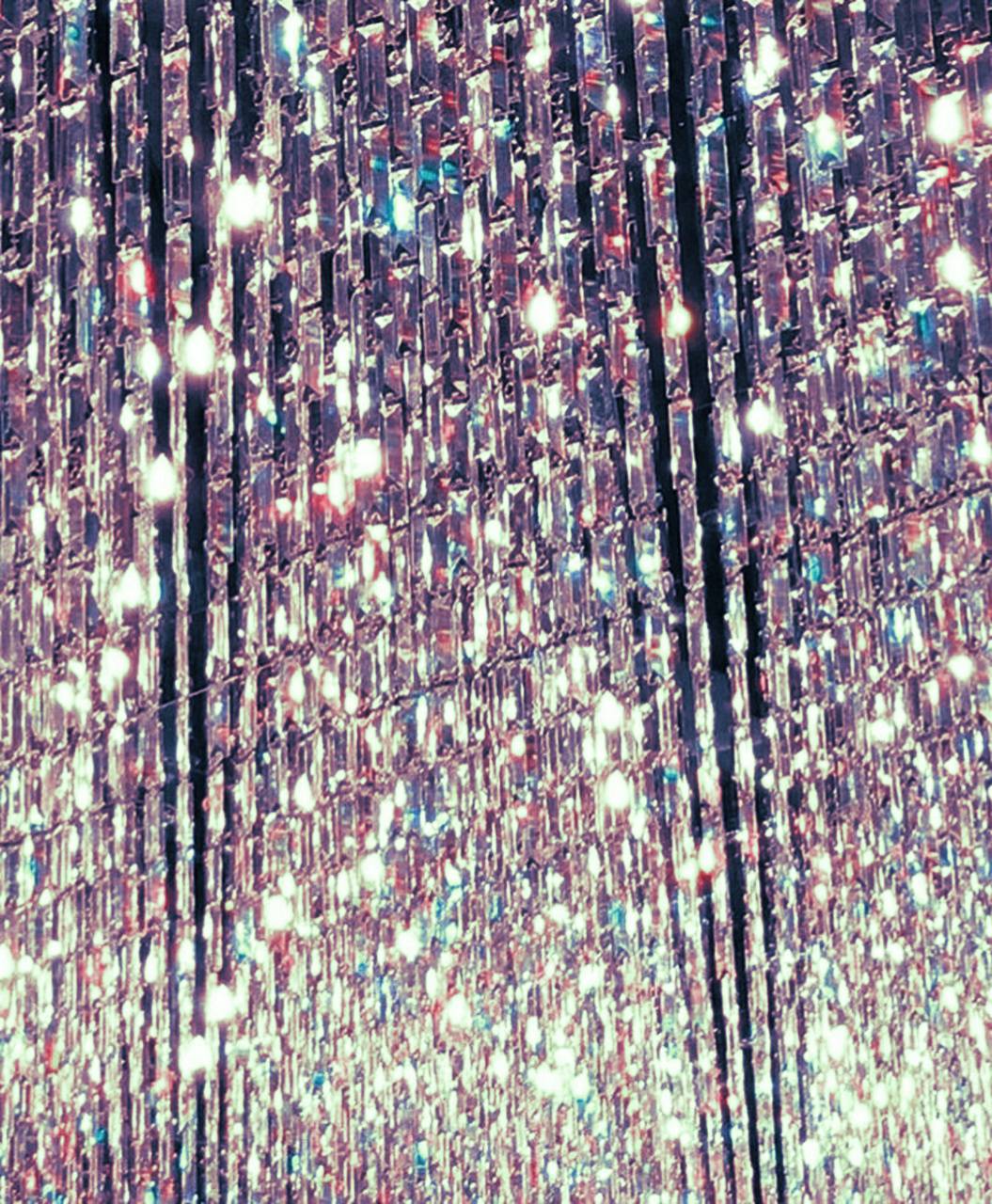 Glitter wallpaper