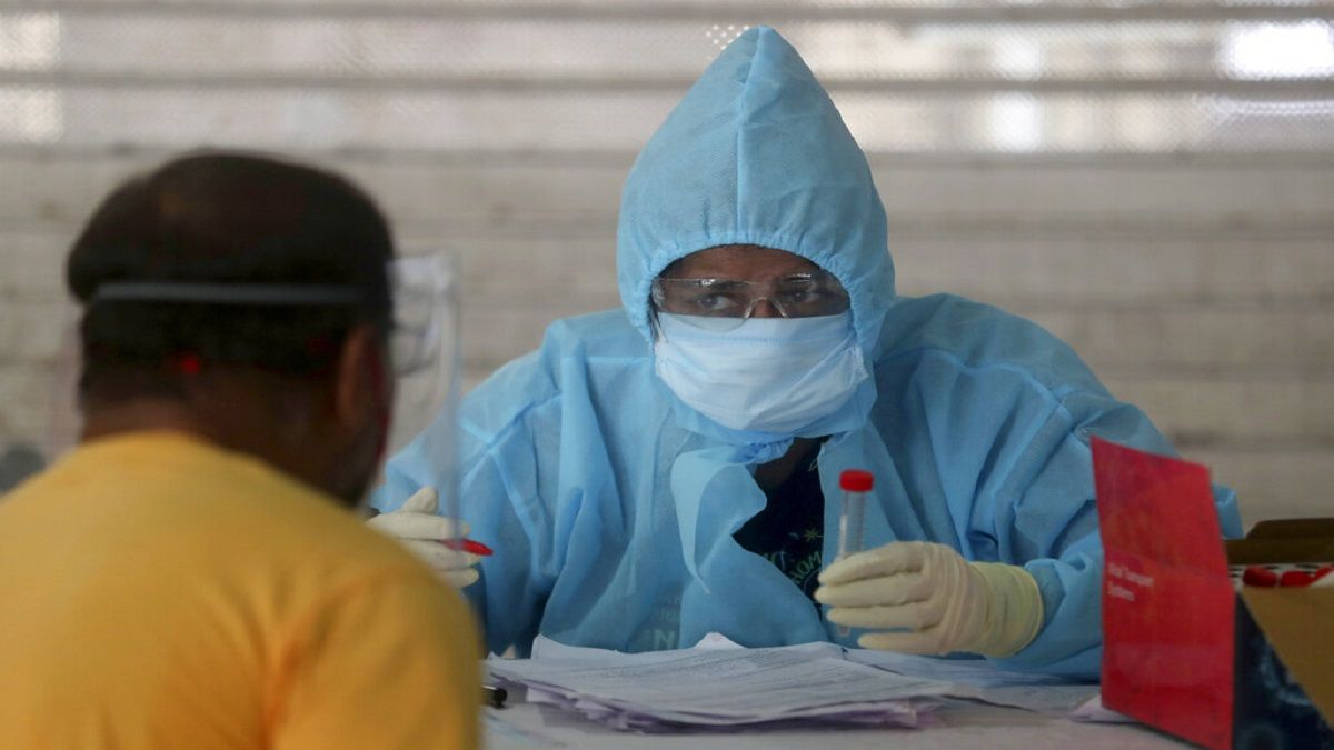 52 Year Old Pune Doctor Tests COVID 19 Positive