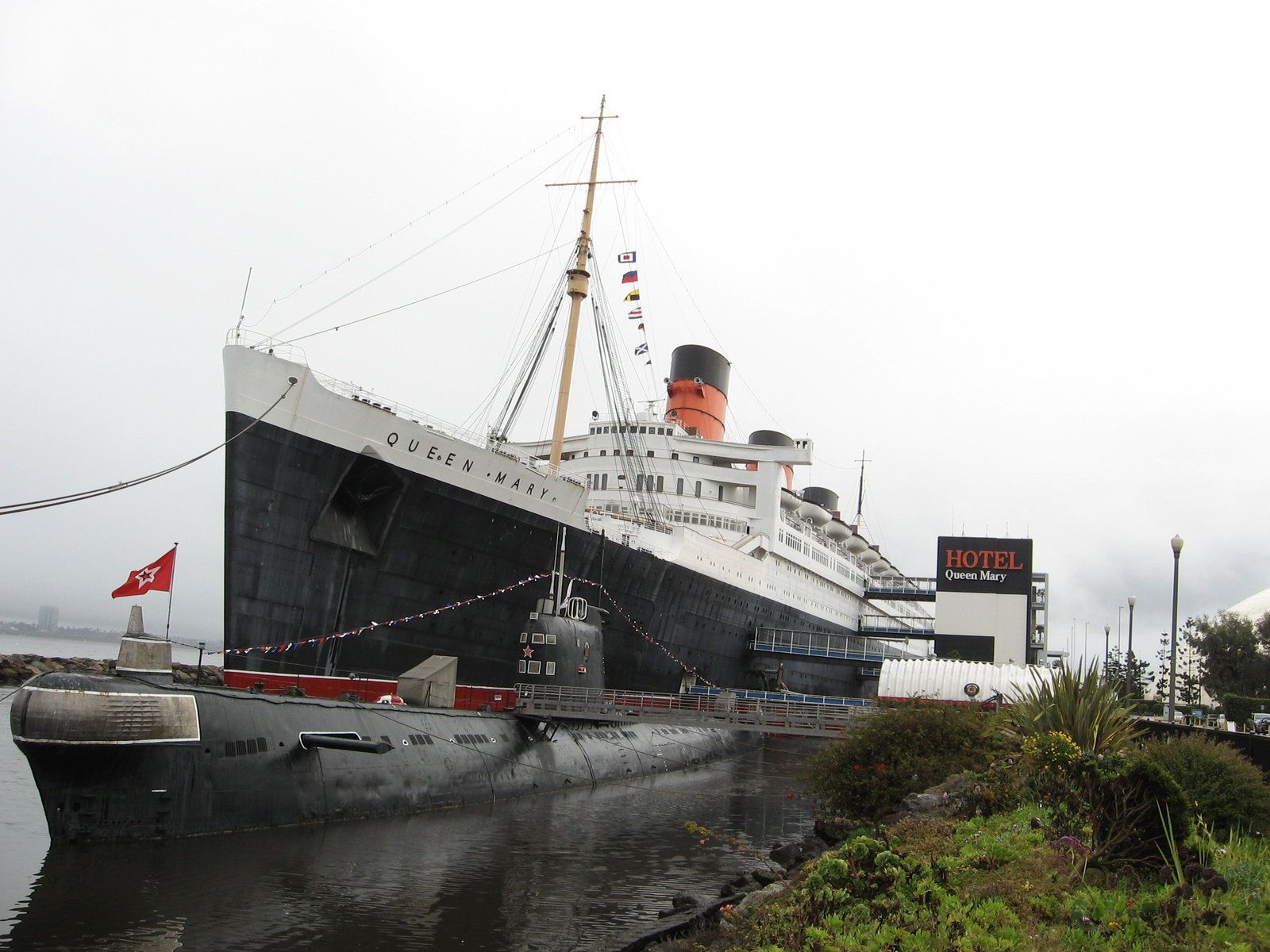 Image result for rms queen mary wallpaper. Tower bridge, Cunard, Queen mary
