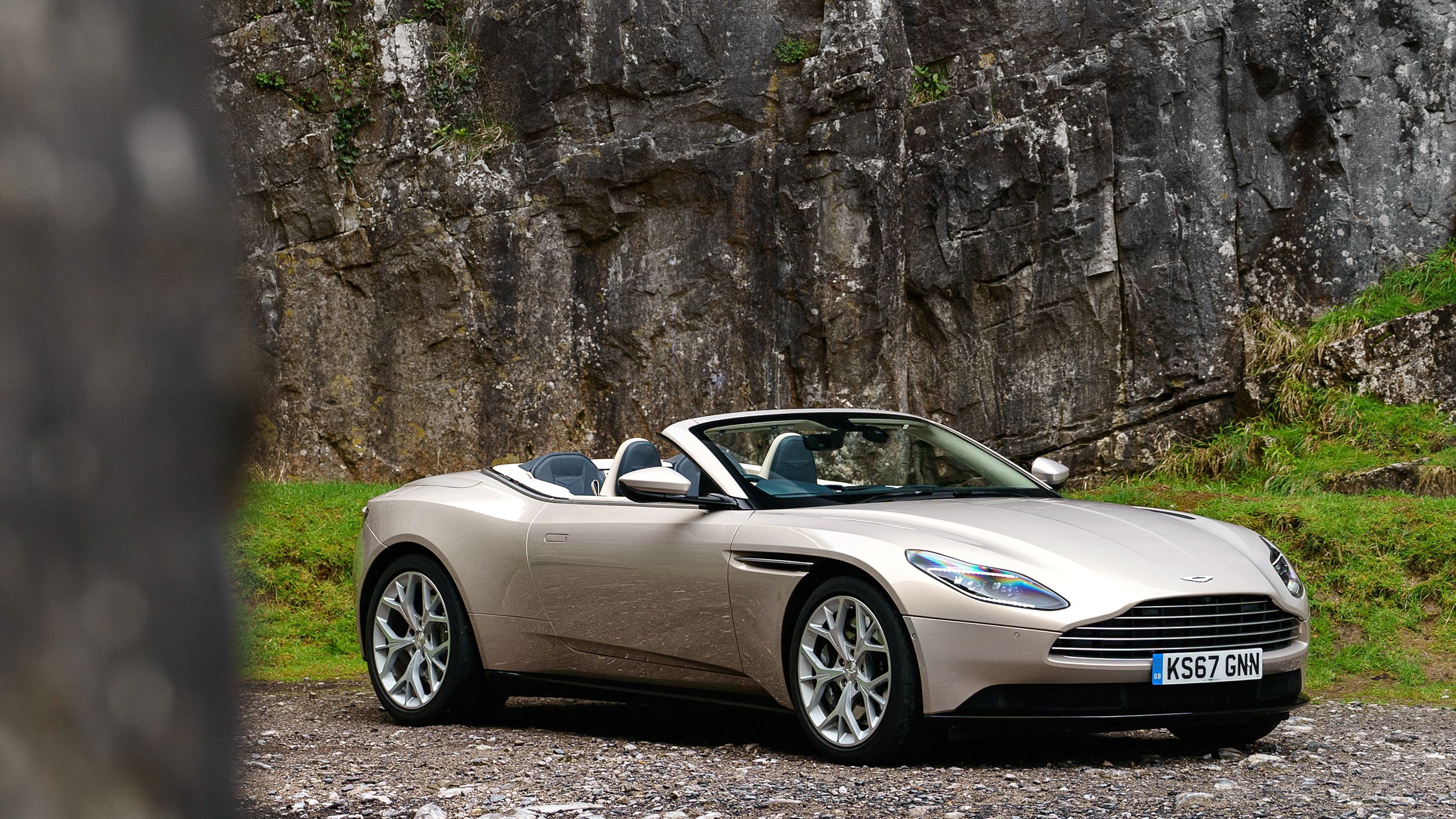 Aston Martin DB11 V8 Volante Wallpaper. HD Car Wallpaper