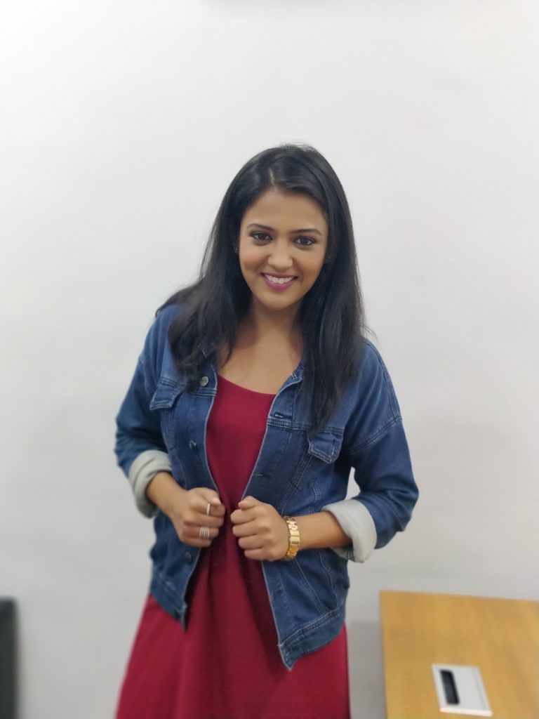 Gulki Joshi enjoys Live session with IWMBuzz