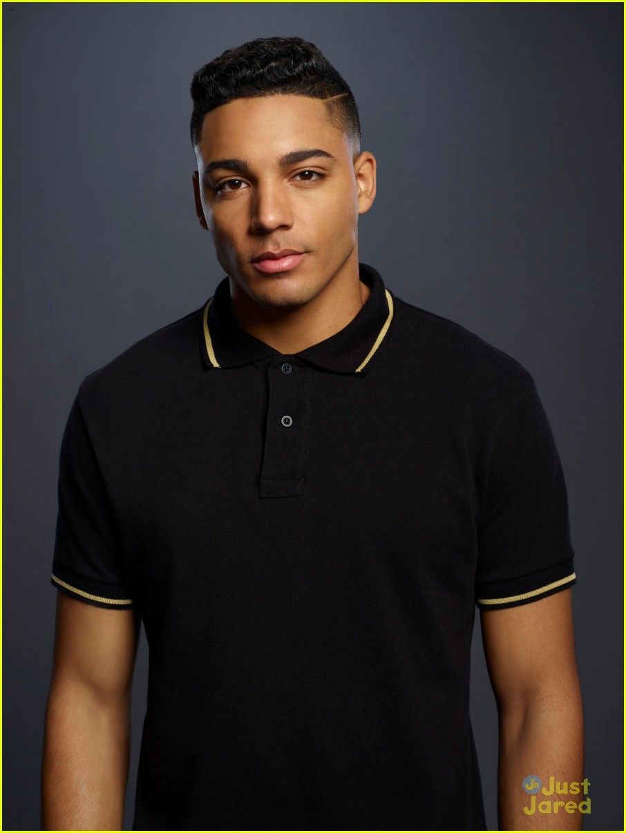 Cody Christian, Daniel Ezra & Samantha Logan Star in Hot New Promo Pics for 'All American': Photo 1187918. All American, Cody Christian, Daniel Ezra, Greta Onieogou, Samantha Logan, Television Picture