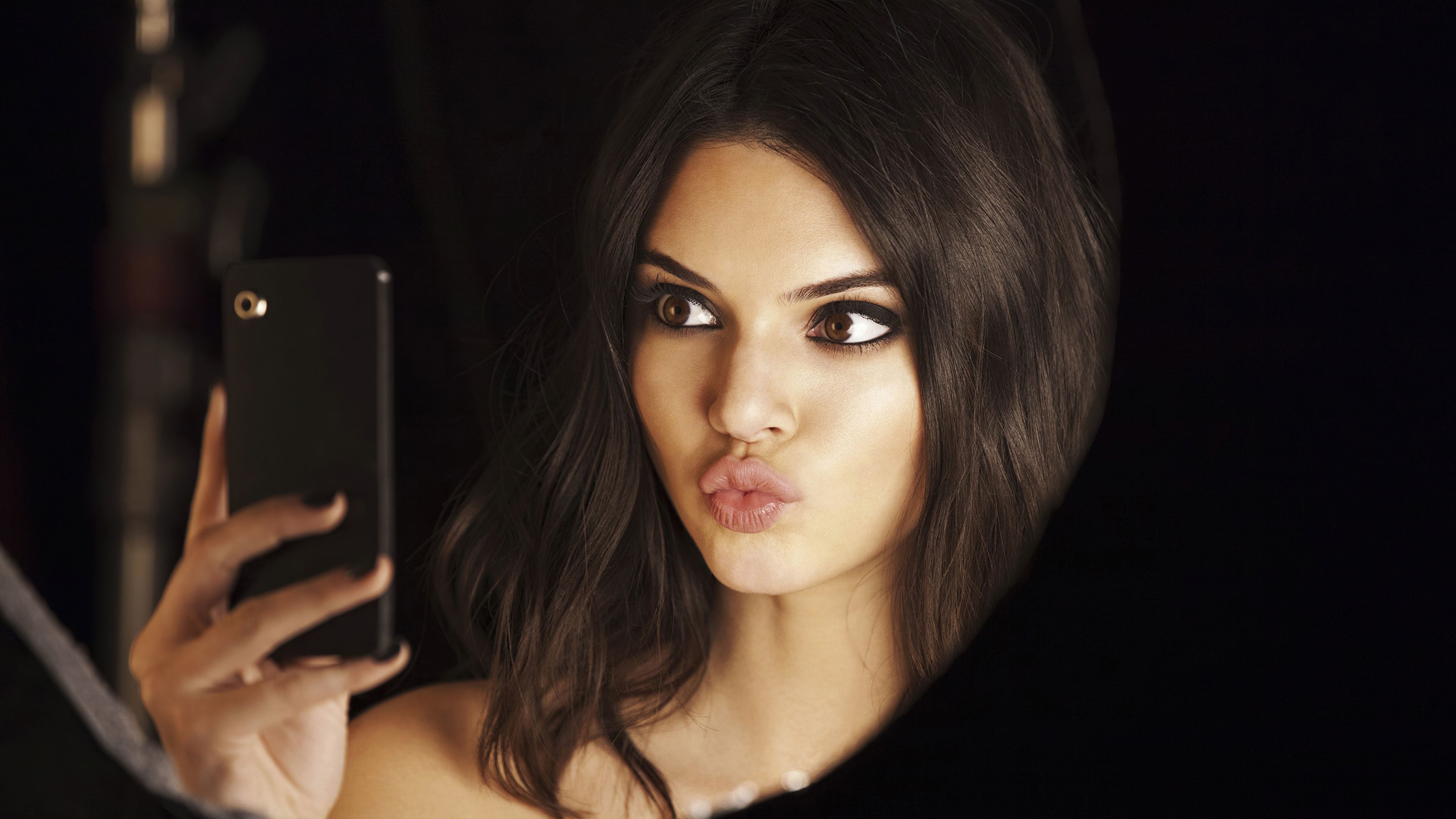 Kendall Jenner 4K HD Wallpaper