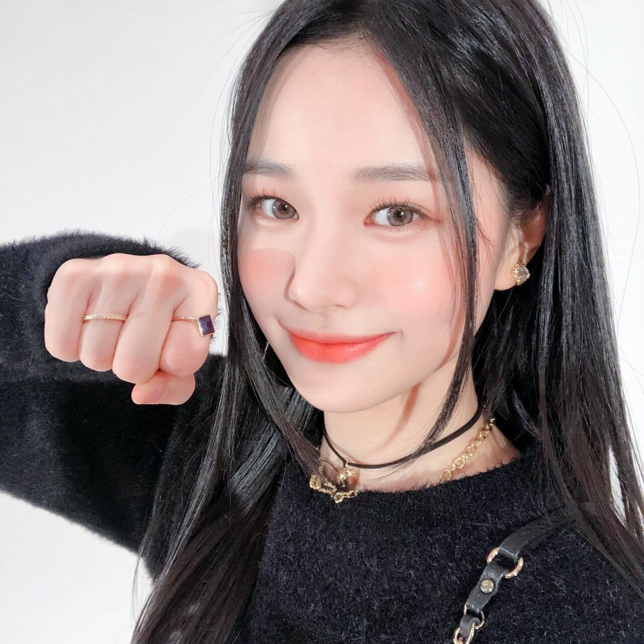 image about Jihan (Weeekly)