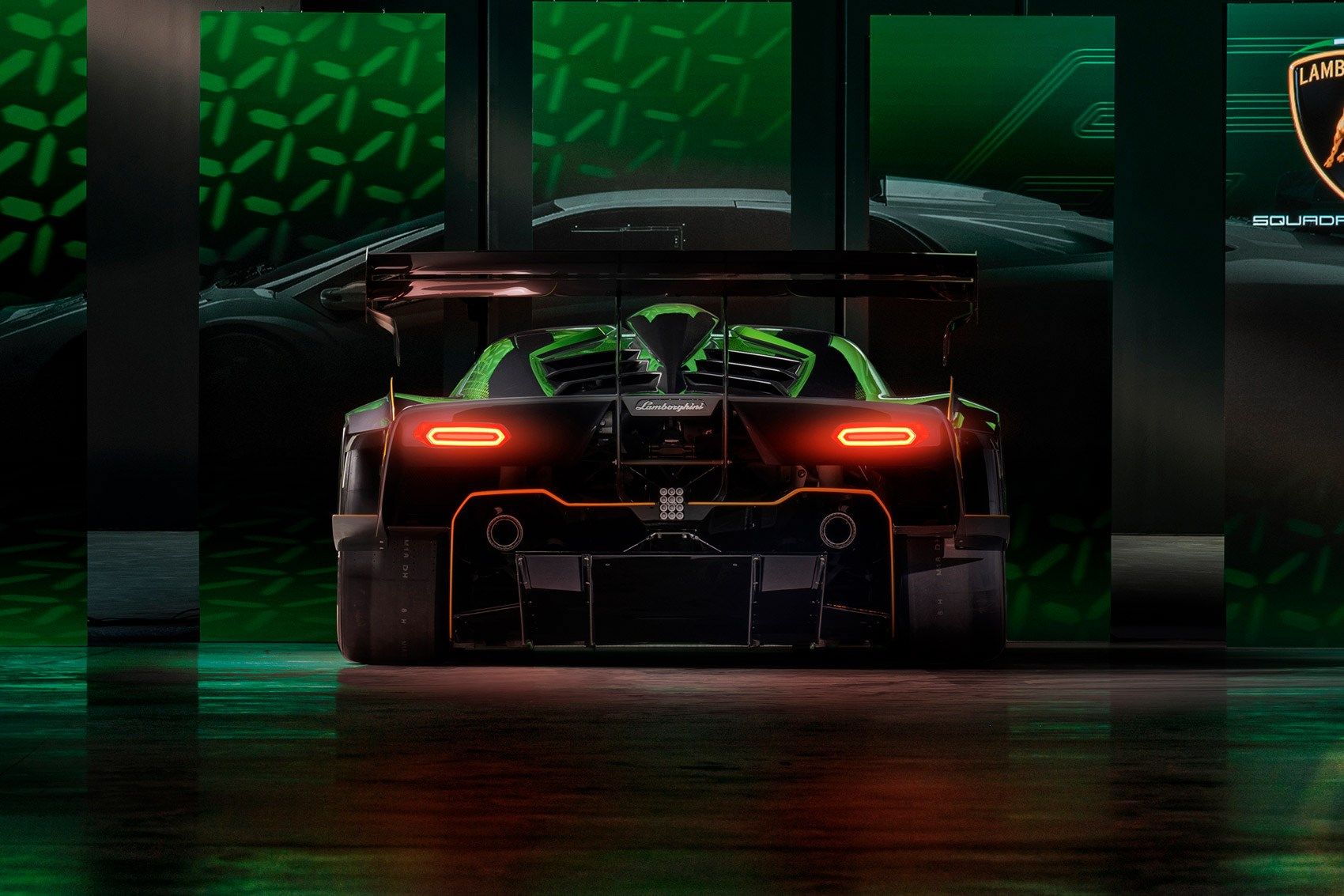Lamborghini Essenza SCV12: Squadra Corse builds a hypercar