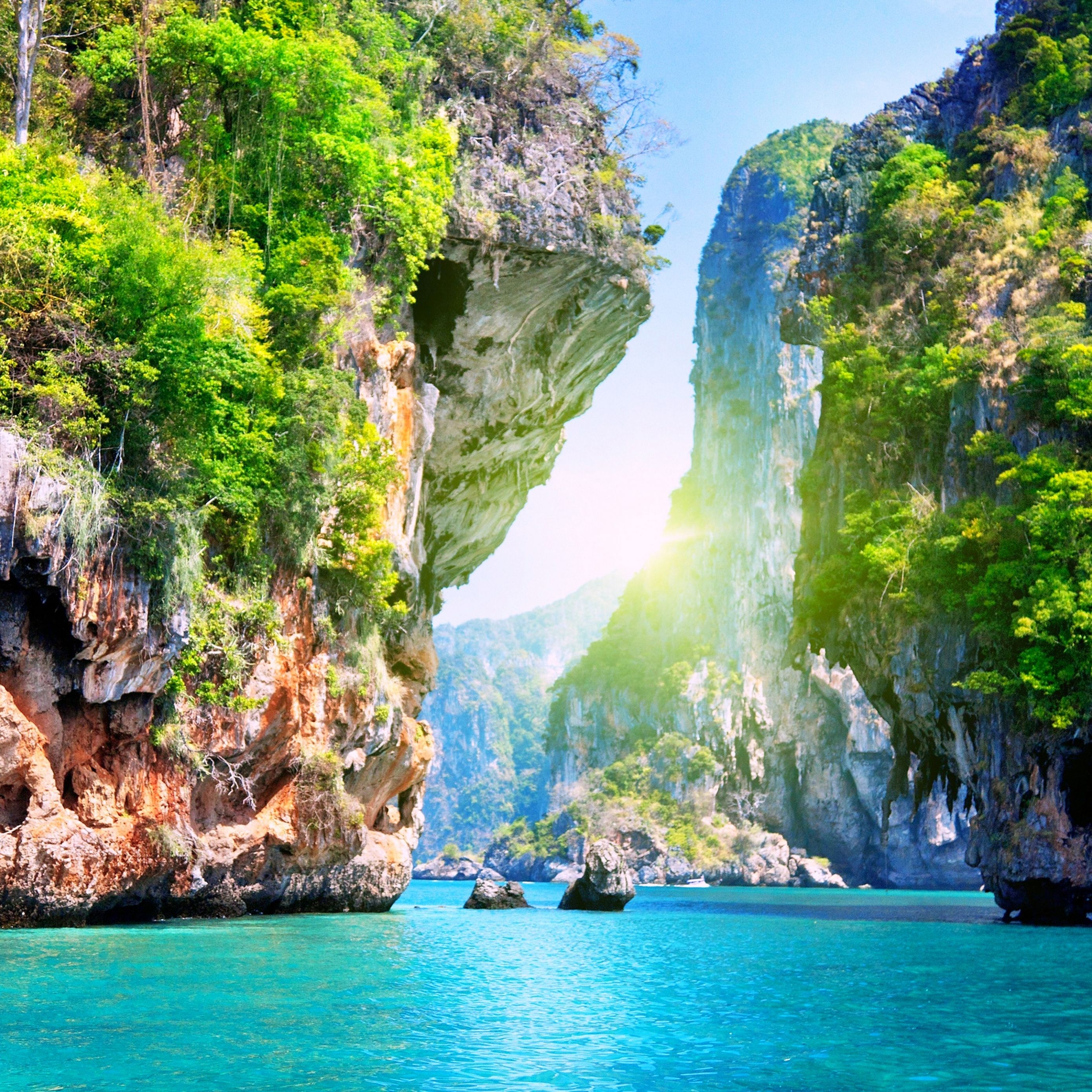 Download Thailand, 5k, 4k wallpaper, 8k, Pattaya, beach, ocean, mountains, World's best diving sites Apple iPad Air wallpaper 2780x2780