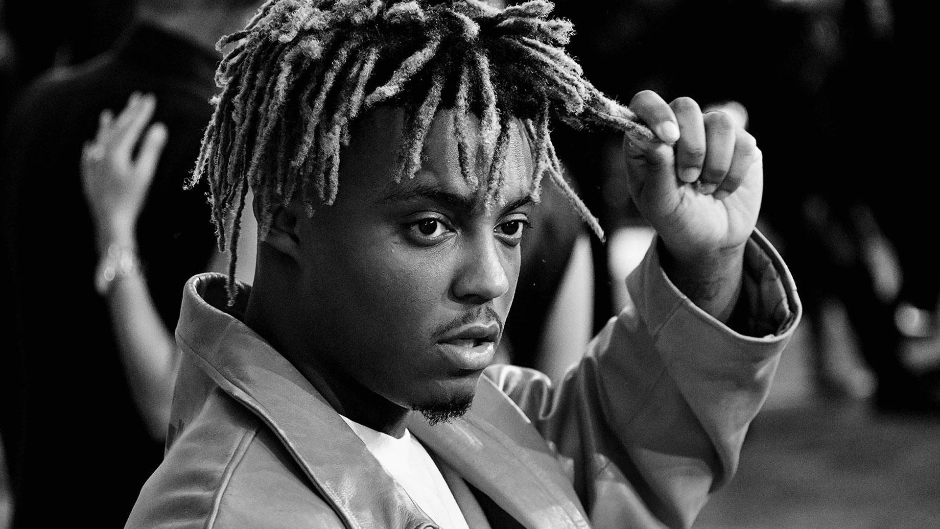 Black And White Photo Of Juice Wrld Holding Hair With Hand Wearing Coat Suit HD Juice Wrld Wallpaper