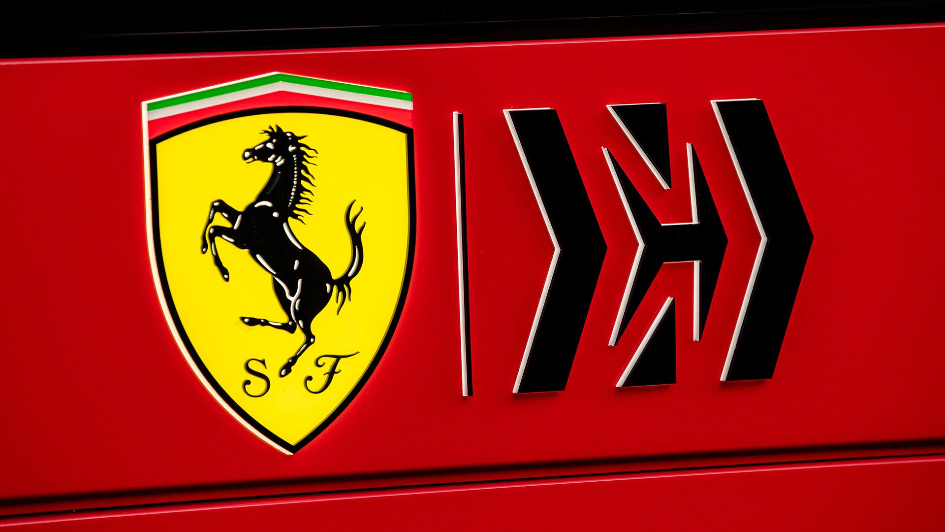 Watch live as Ferrari reveal their new F1 car for the SF21. Formula 1 ®
