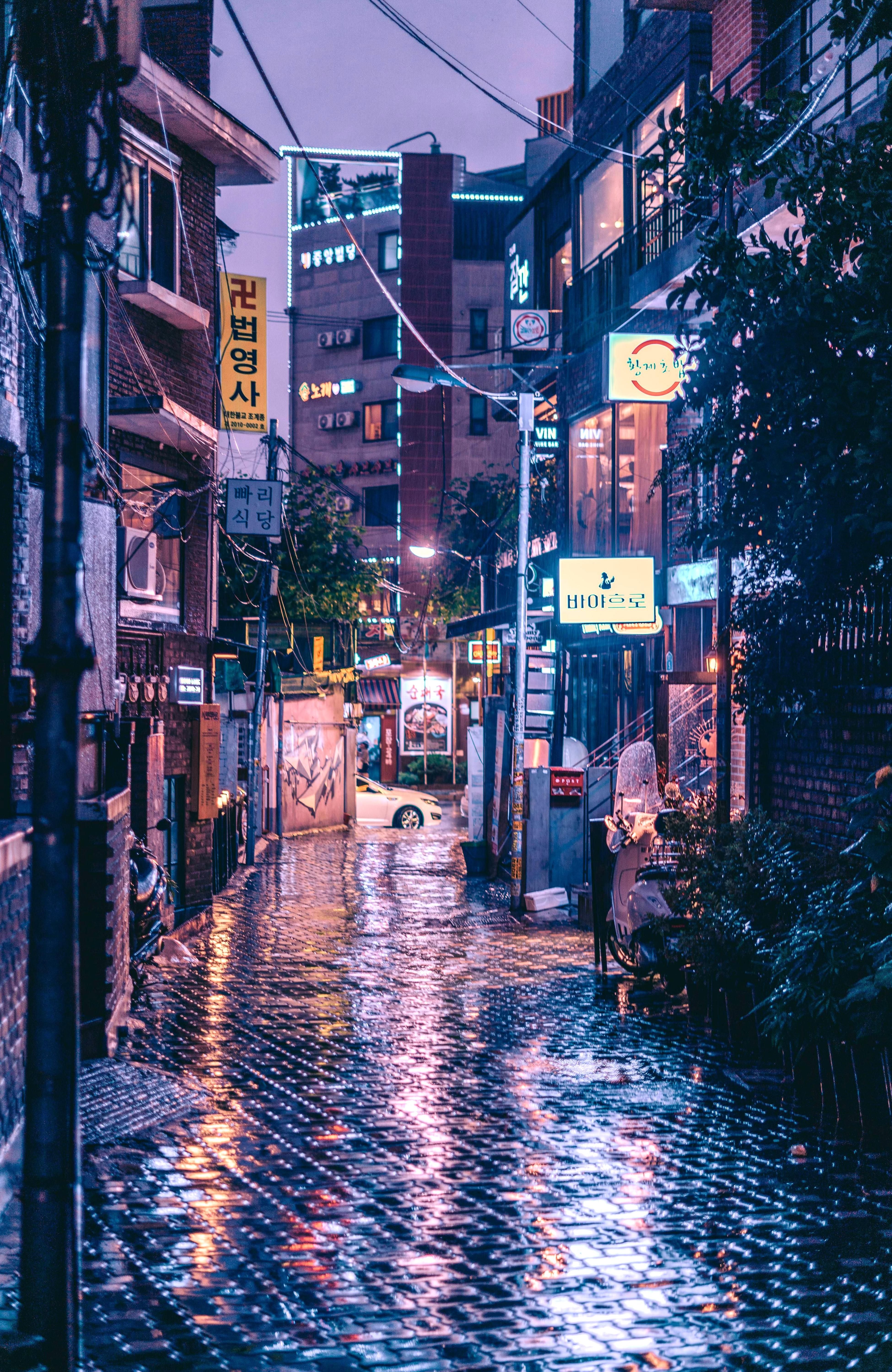 ITAP of a Rainy Alley in Seoul. Aesthetic korea, South korea photography, Korea wallpaper