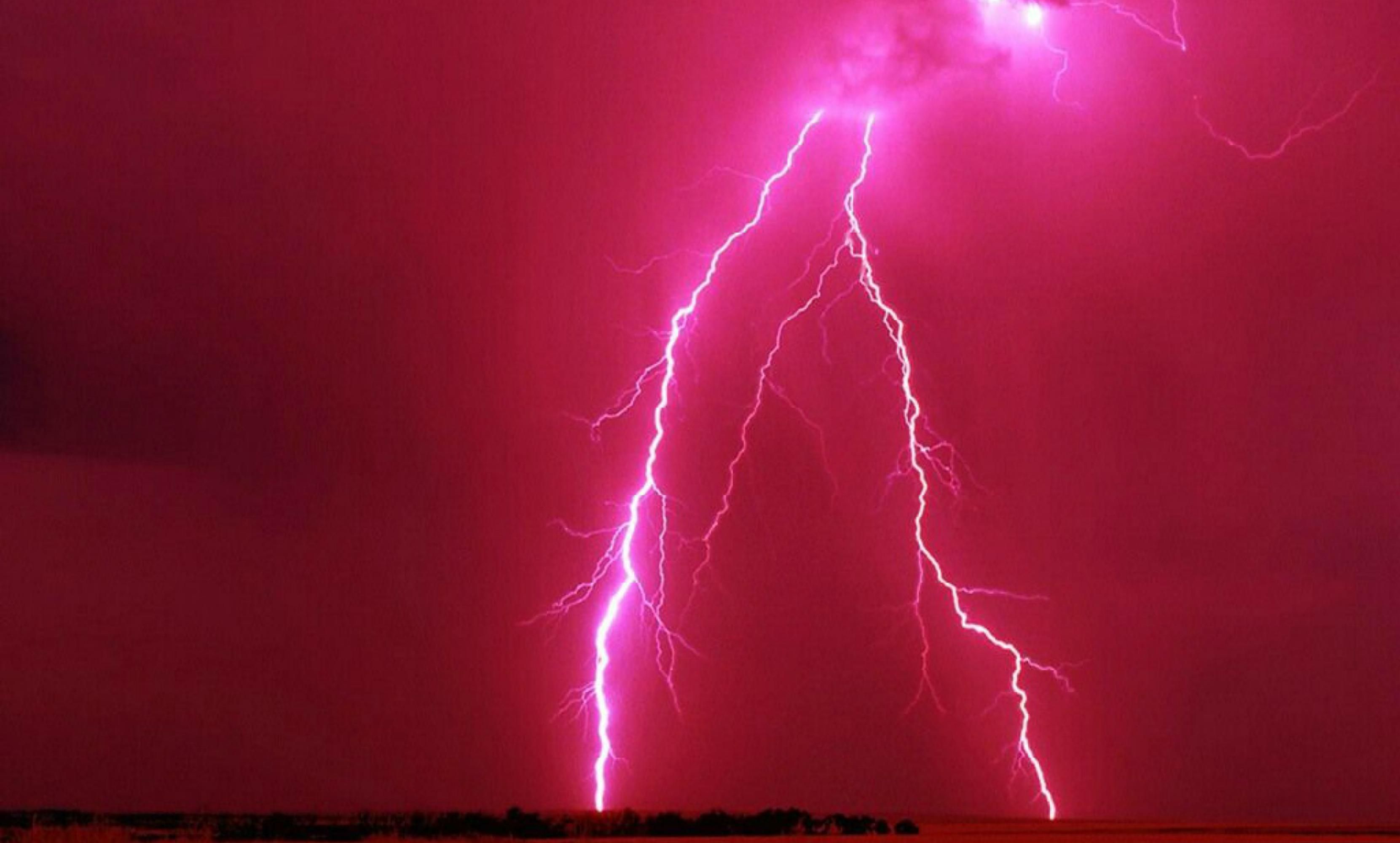 Pink Lightning Wallpapers - Wallpaper Cave