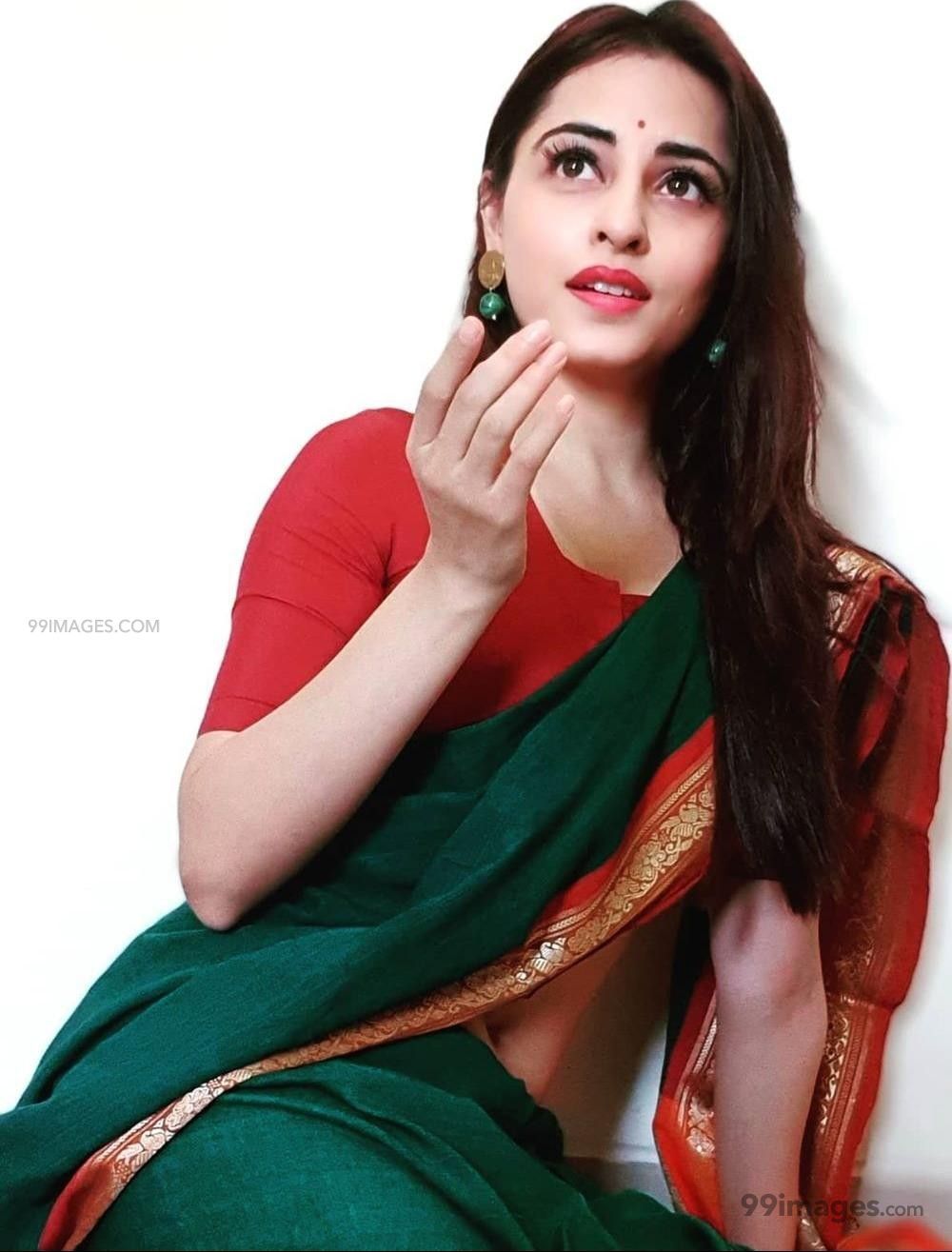 Niyati Fatnani HD Wallpaper (Desktop Background / Android / iPhone) (1080p, 4k) (1000x1315)