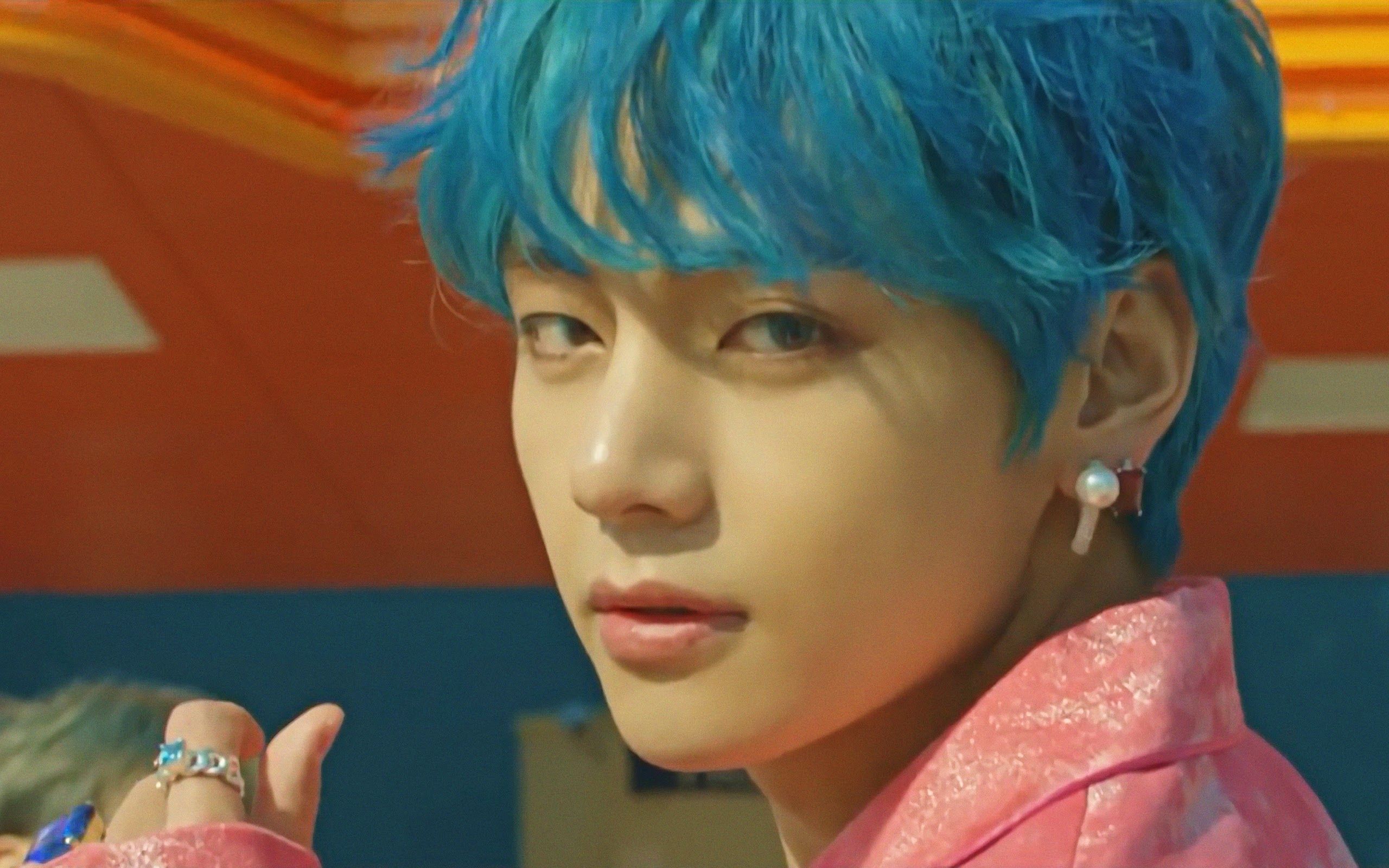 BTS Jungkook with blue hair - wide 10