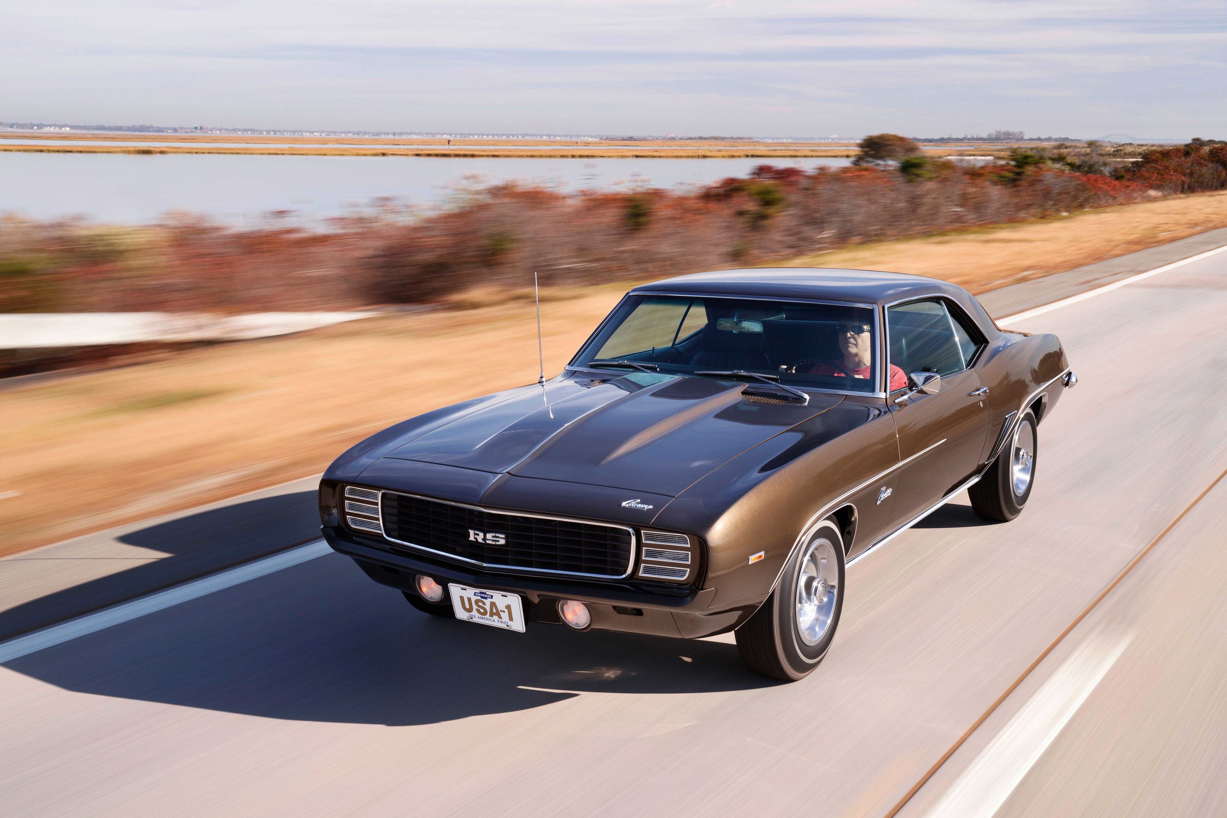 Camaro Yenko 427 Girls