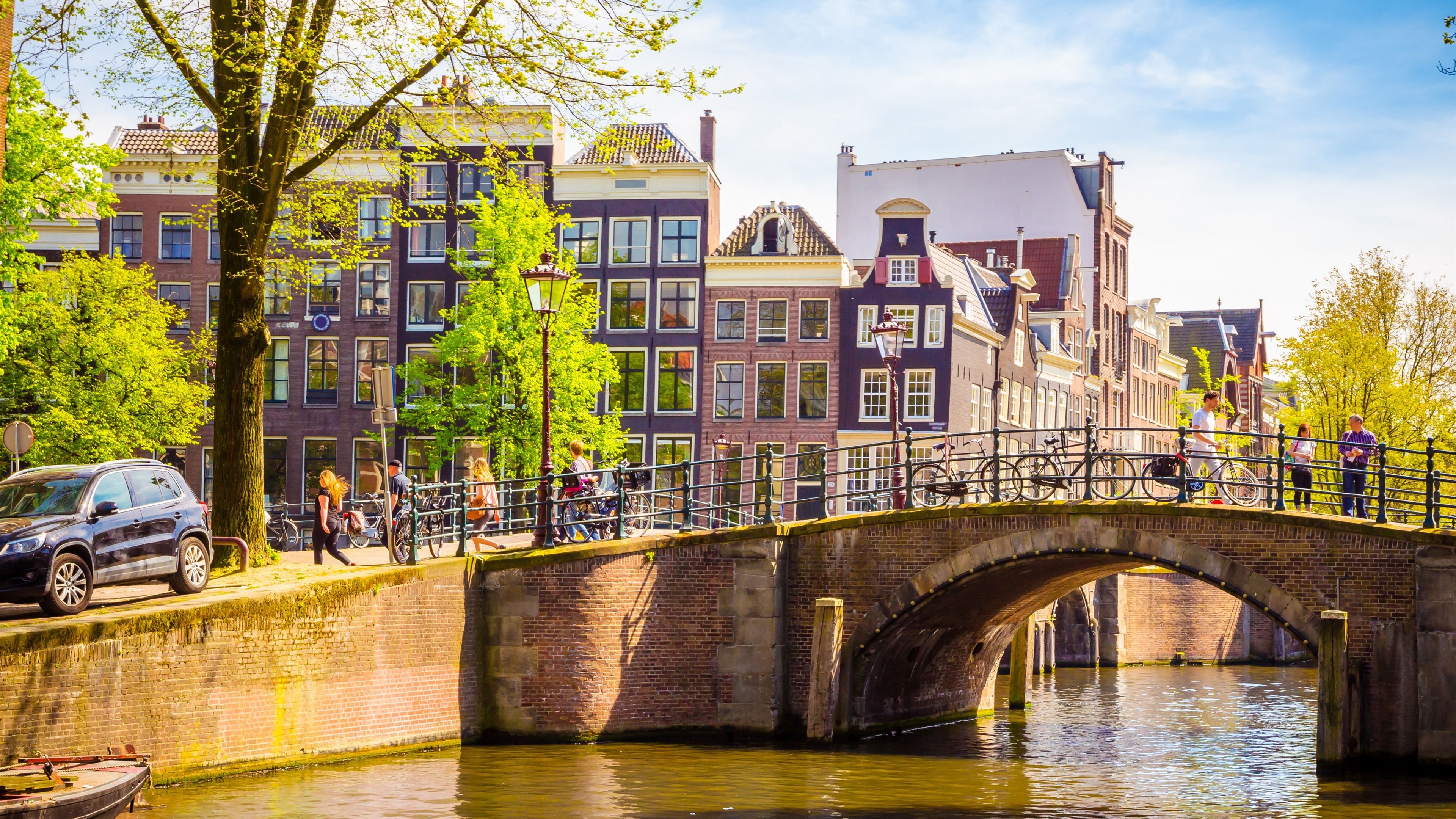 Wallpaper Amsterdam, Netherlands, bridge, river, buildings, people 3840x2160 UHD 4K Picture, Image