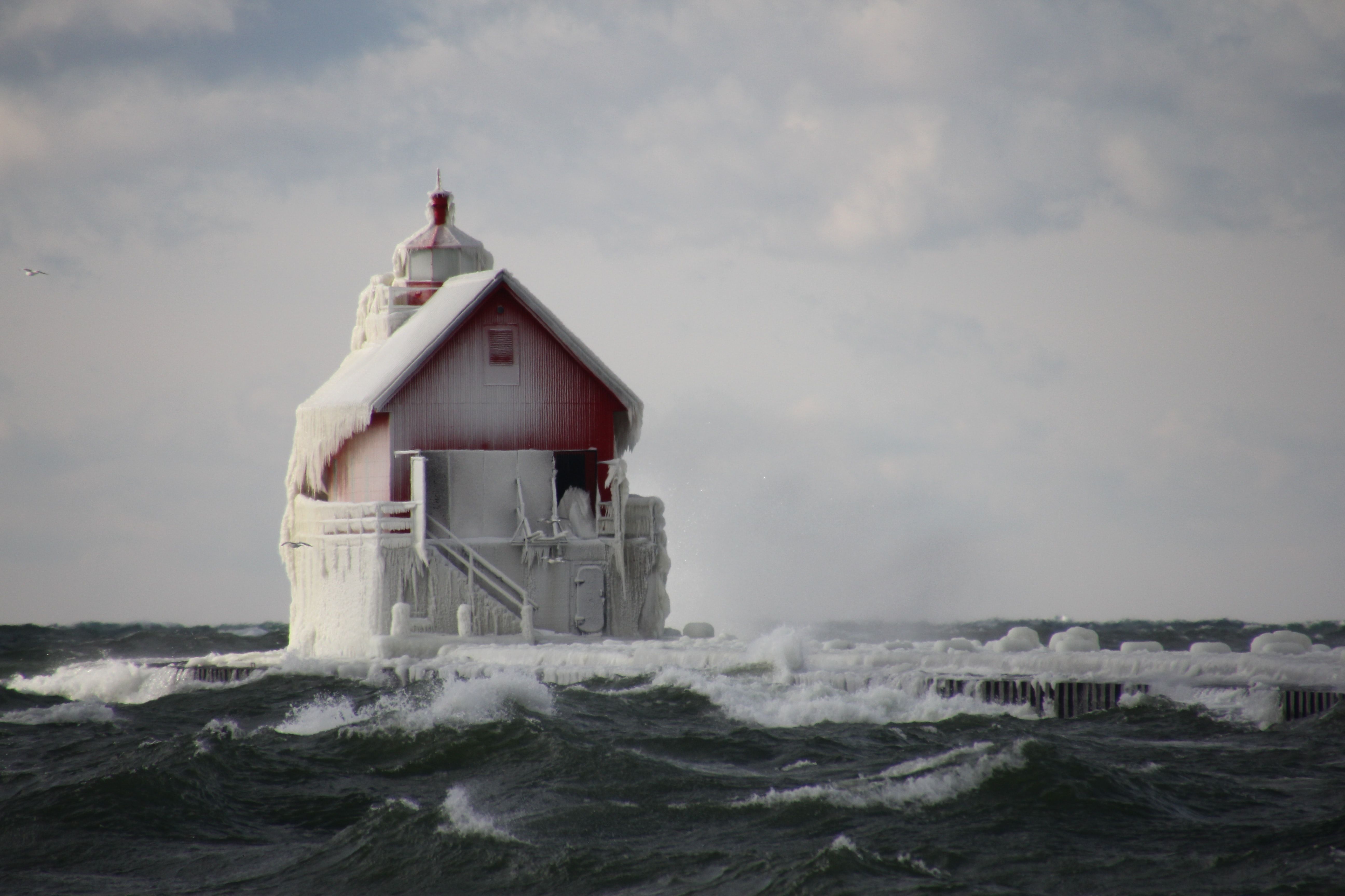 Lighthouse 4K wallpaper for your desktop or mobile screen free and easy to download