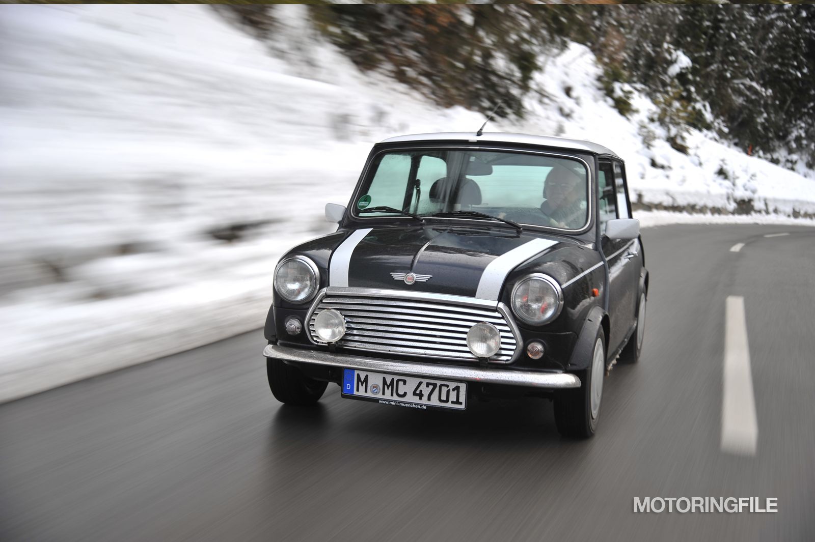 Classic Mini Cooper Wallpaper