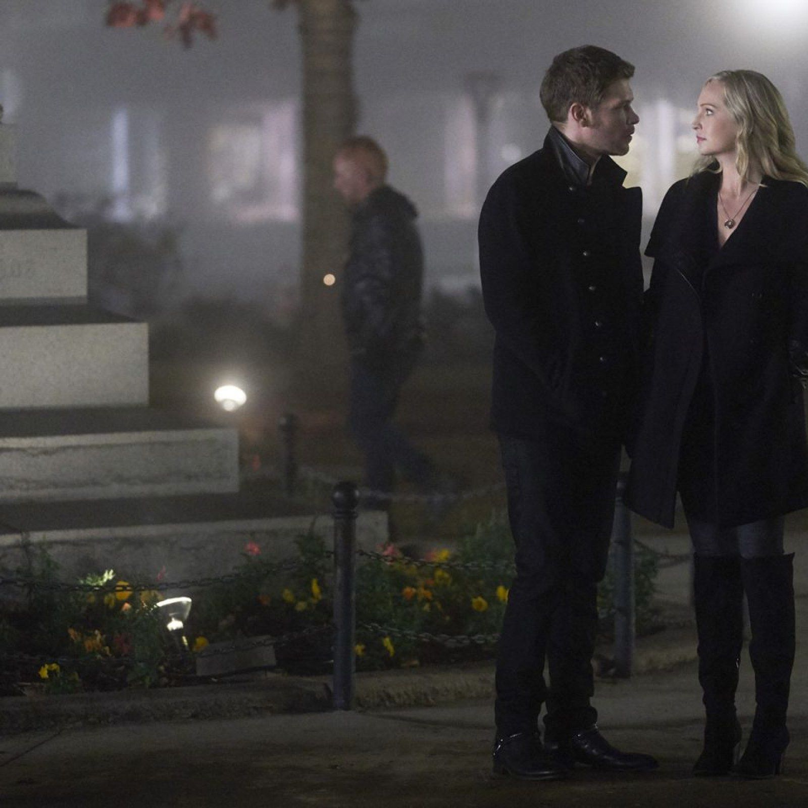 vampire diaries klaus and caroline wallpaper