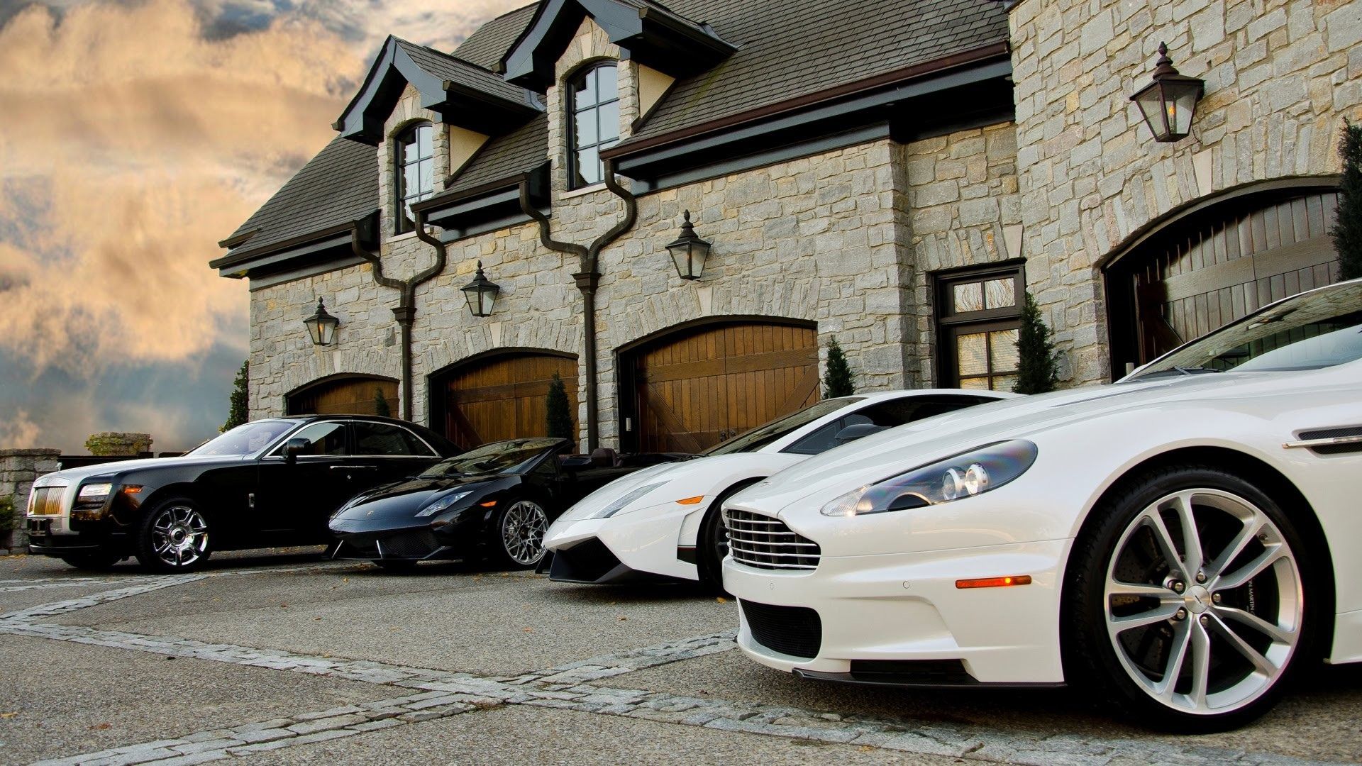 rich house with cars