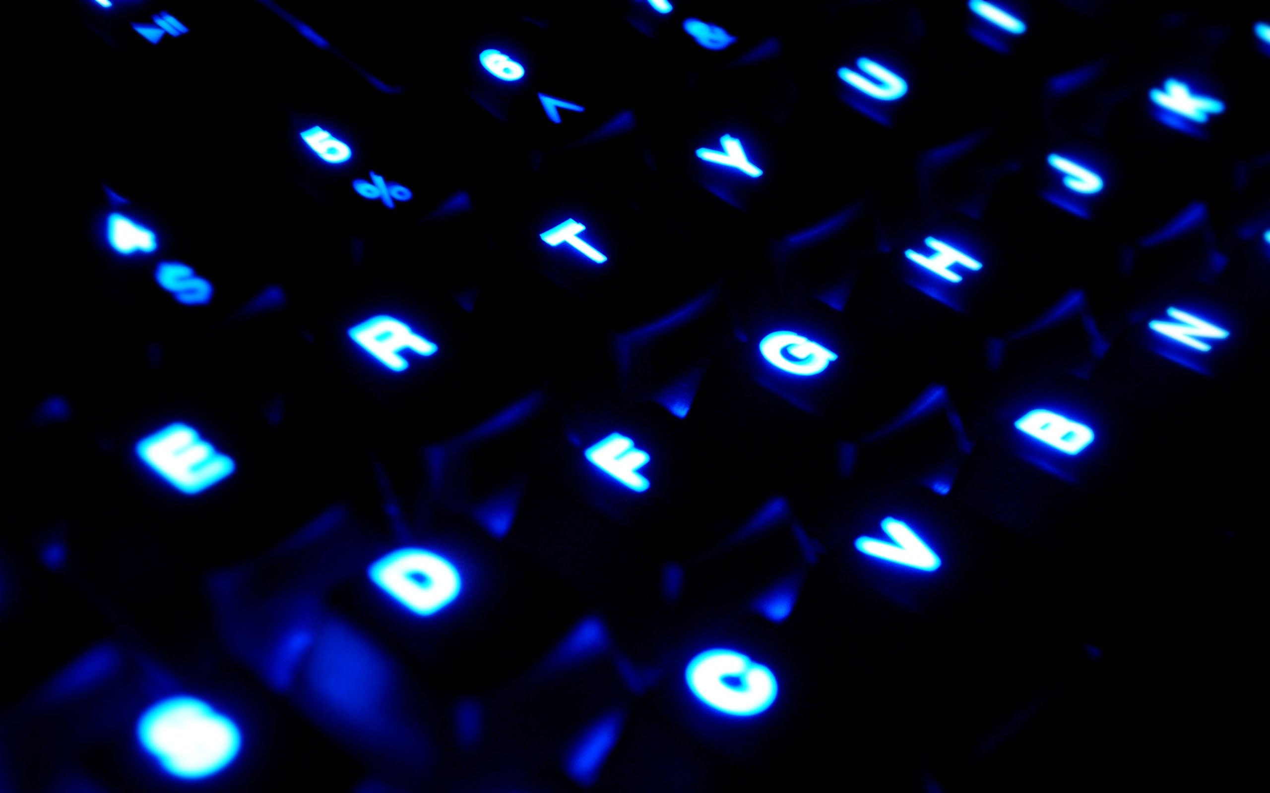 Close Up Blue Dark Keyboards Wallpaperx1600