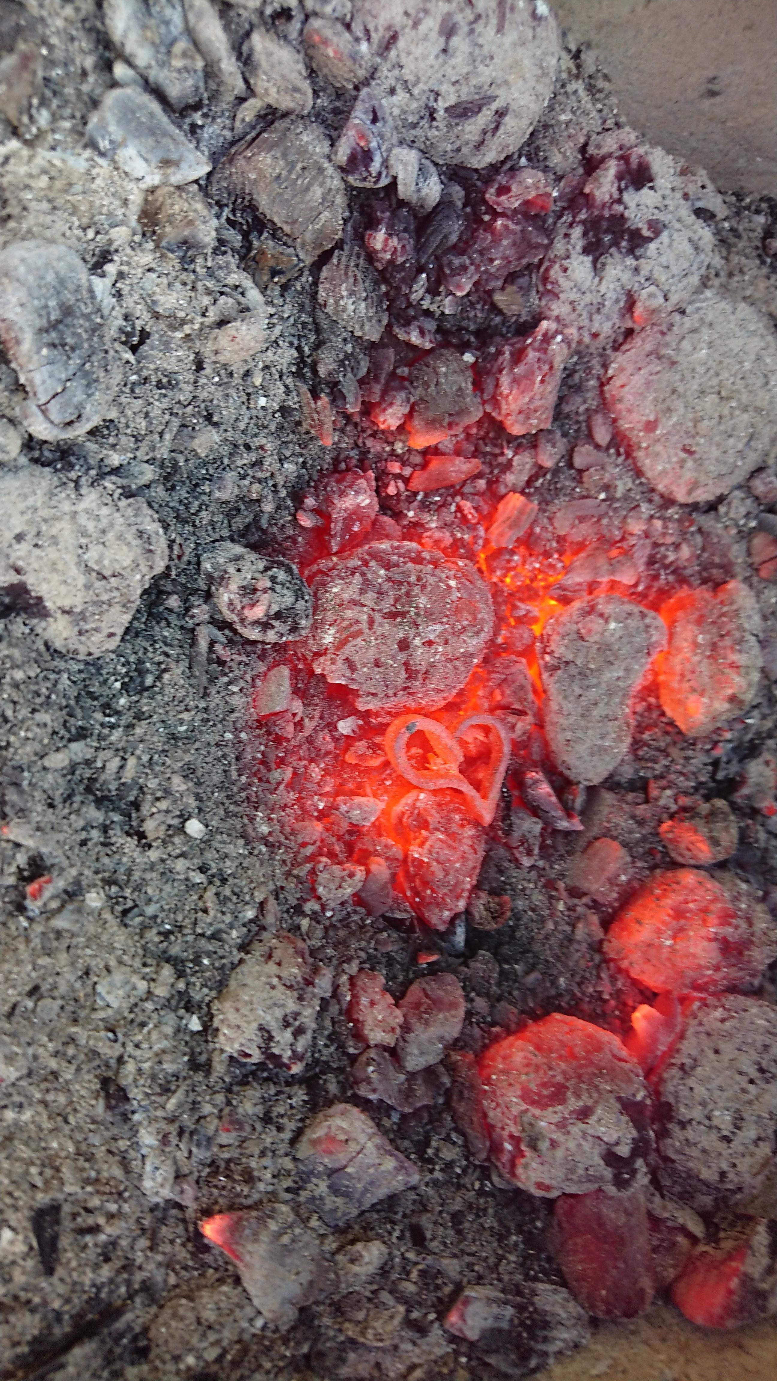 4k Ultra HD Love Heart Wallpaper For Mobile