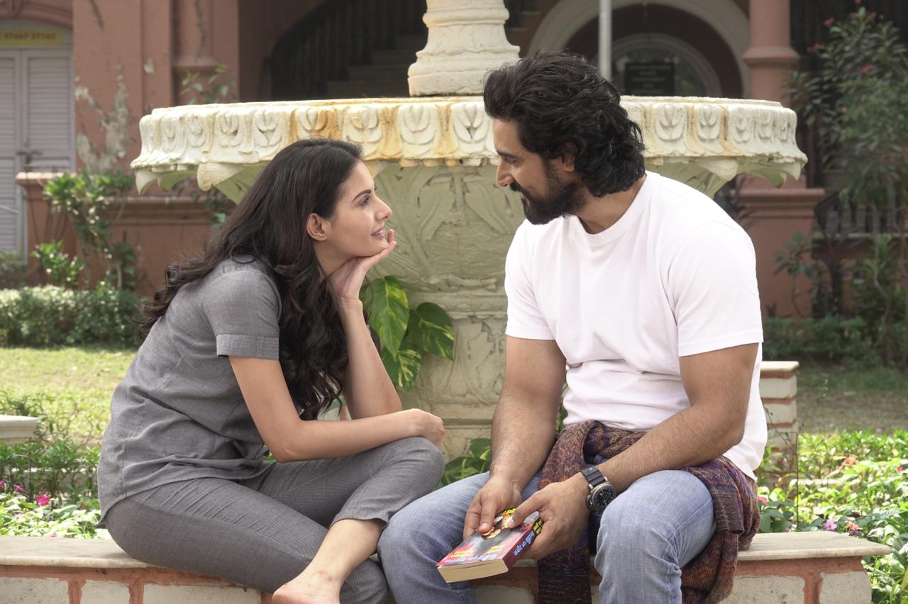Fact meets fiction in Amin Hajee's 'Koi Jaane Na' releasing today