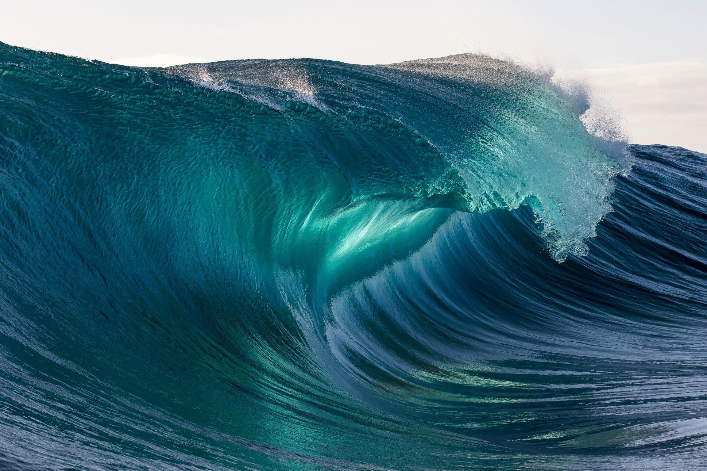 Big wave photography: 15 pics of world's biggest waves
