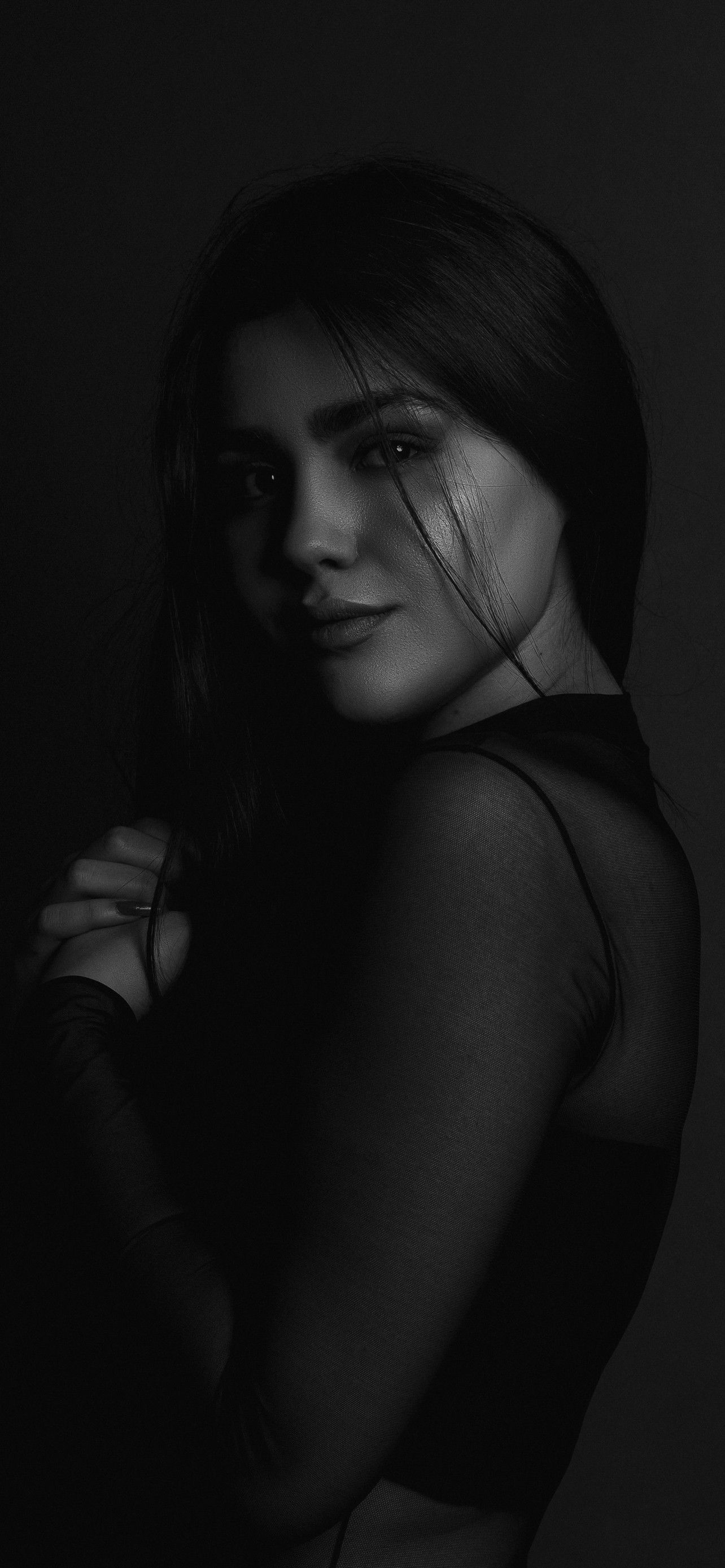 Beautiful Girl 4K Wallpaper, Woman, Monochrome, Dark, Portrait, Black Dark