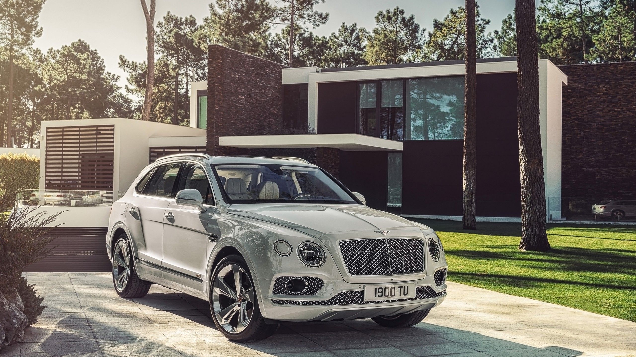 Wallpaper Bentley Bentayga Hybrid, Geneva Motor Show 2018, 4k, Cars & Bikes
