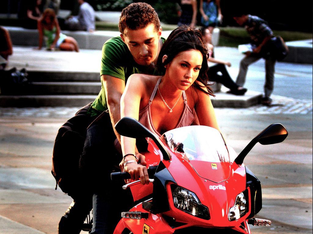 Megan Fox & Shia LaBeouf Wallpaper: Megan Fox & Shia LaBeouf. Megan fox, Megan fox transformers, Shia labeouf megan fox