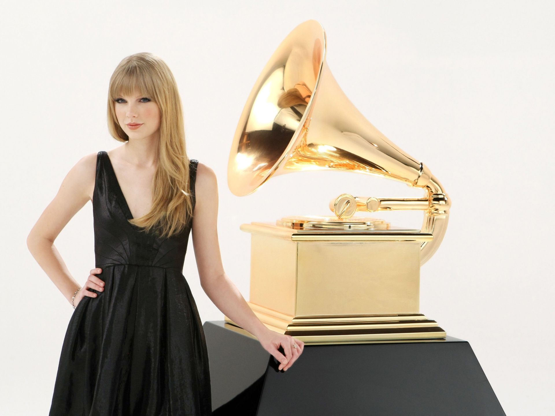 Grammy Wallpaper. Grammy Norma Wallpaper, Grammy Wallpaper and Grammy Award Wallpaper