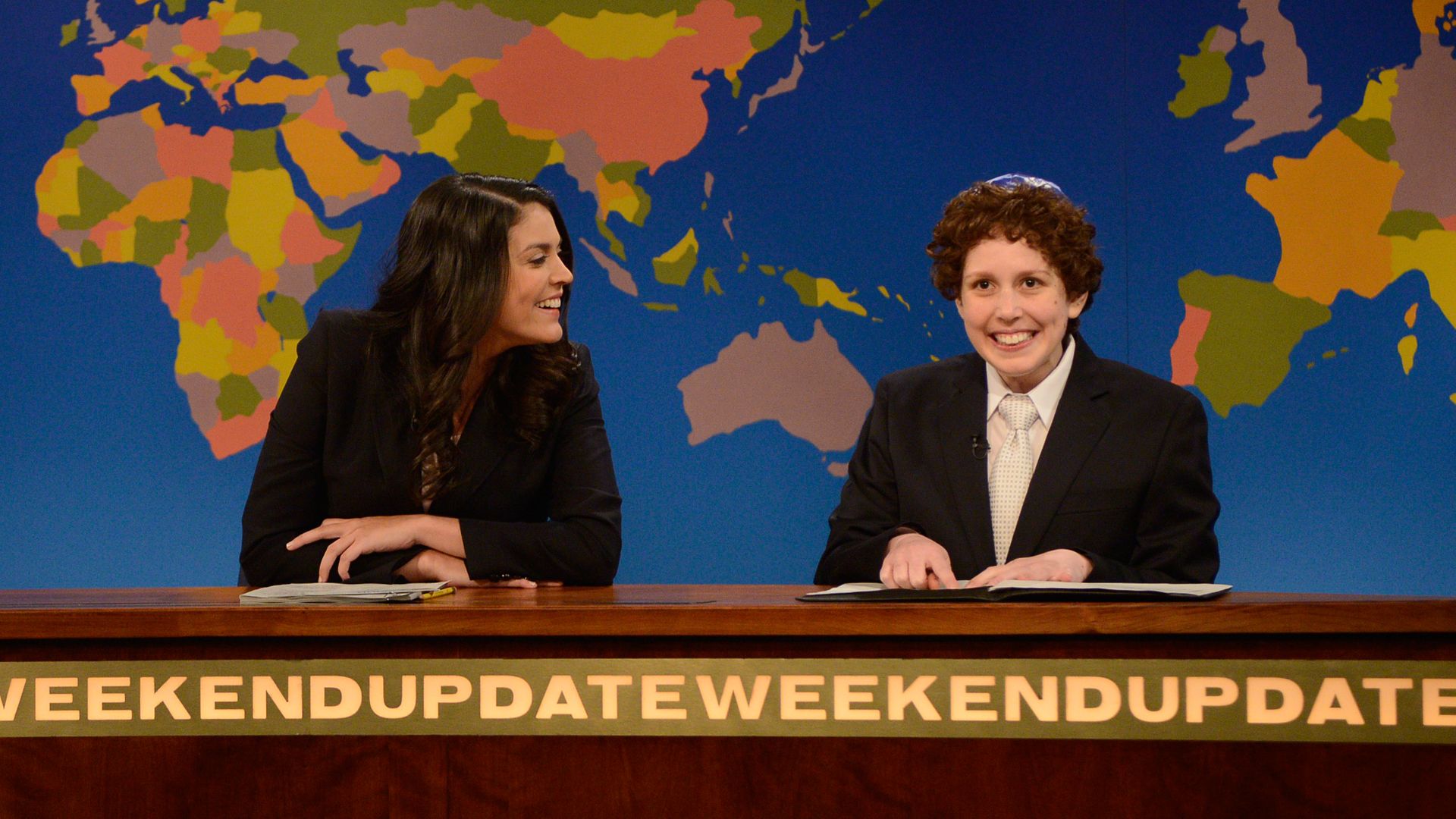 Vanessa Bayer Wallpapers - Wallpaper Cave