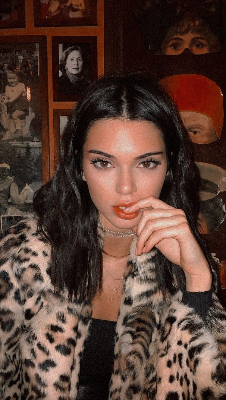 Kendall Jenner Wallpaper. Kendall jenner wallpaper, Kendall jenner, Kendall