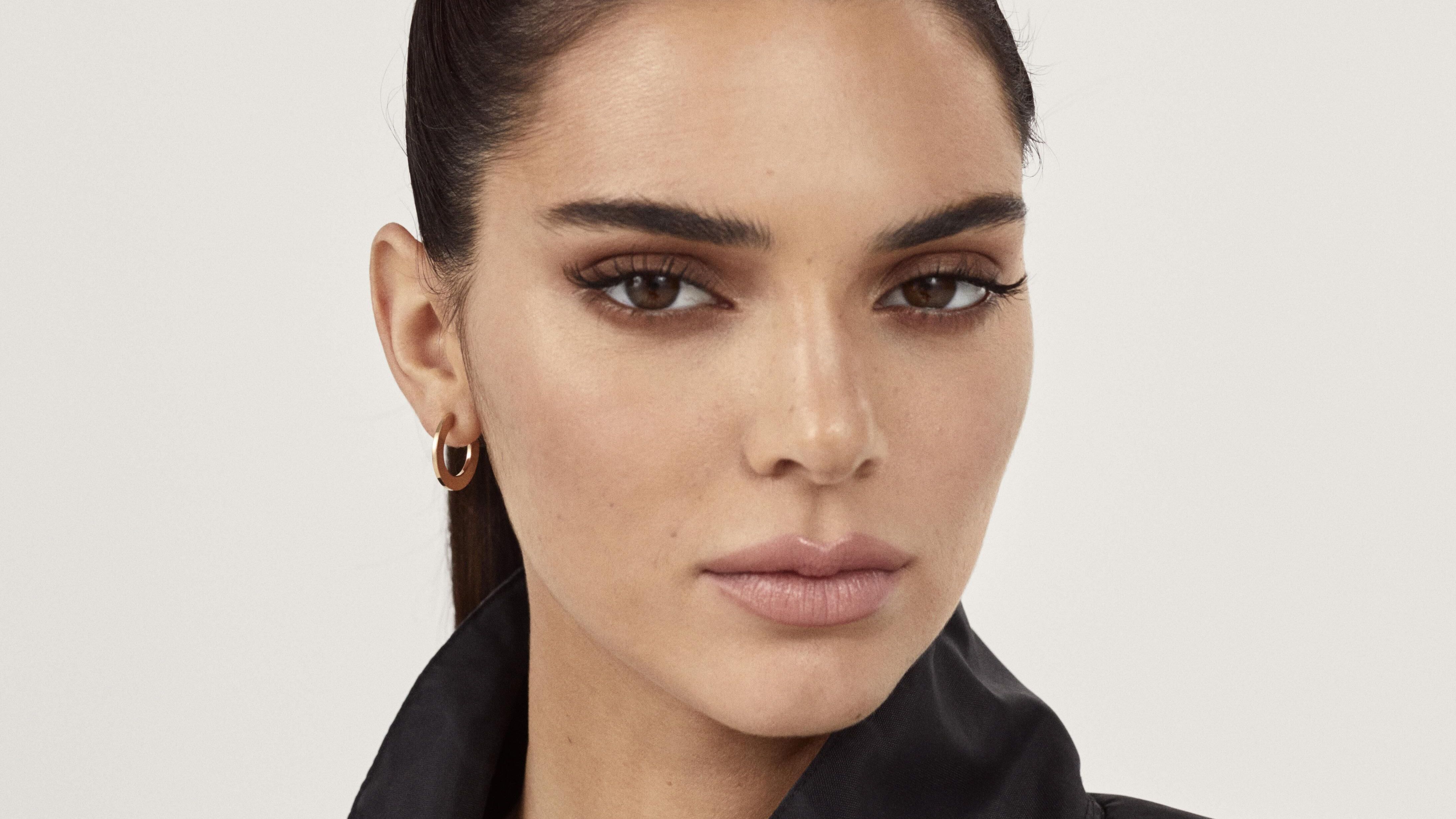 Kendall Jenner 4K Wallpaper