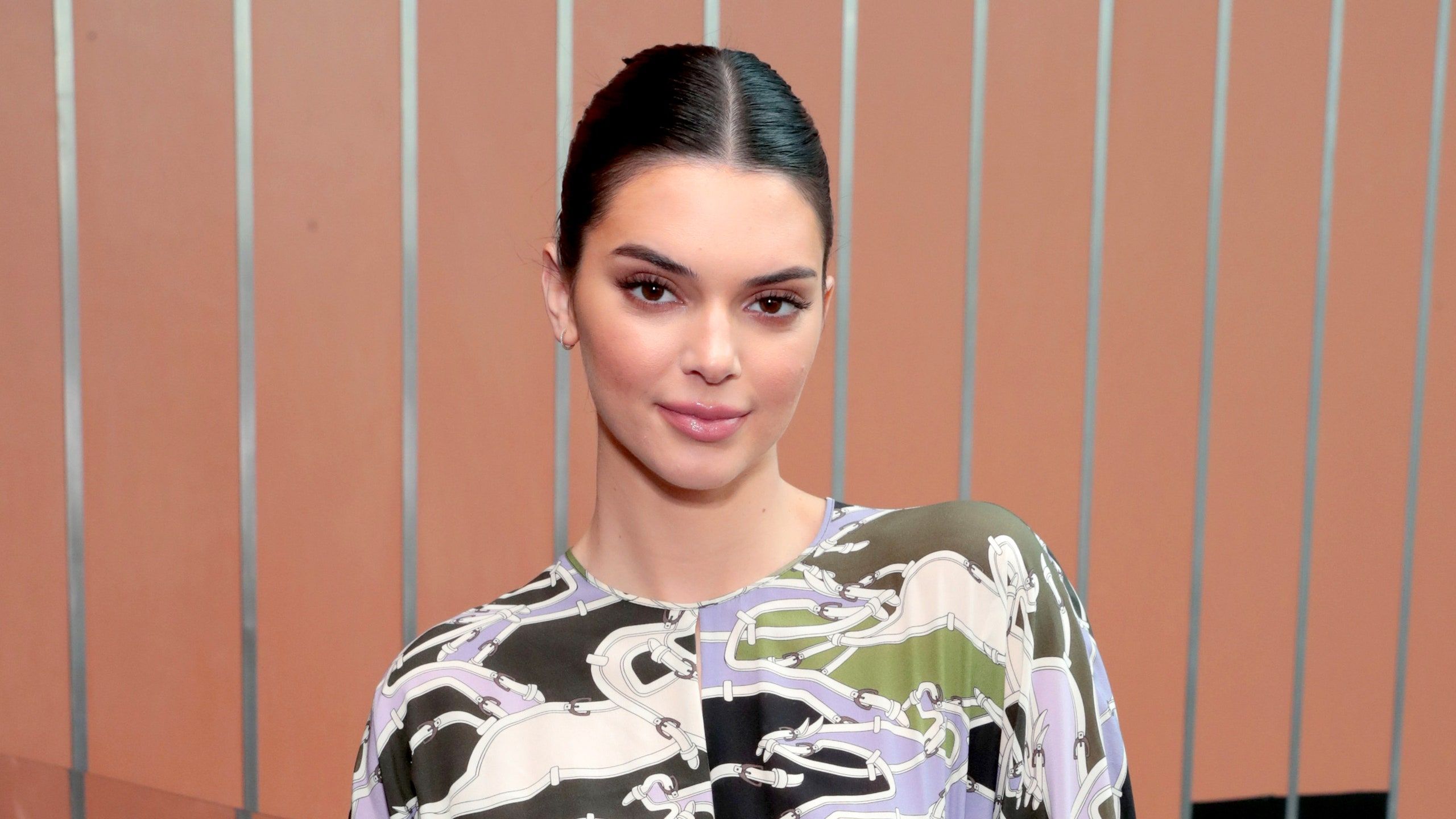 Kendall Jenner Shares A Look At Her Art Filled Living And Dining Rooms