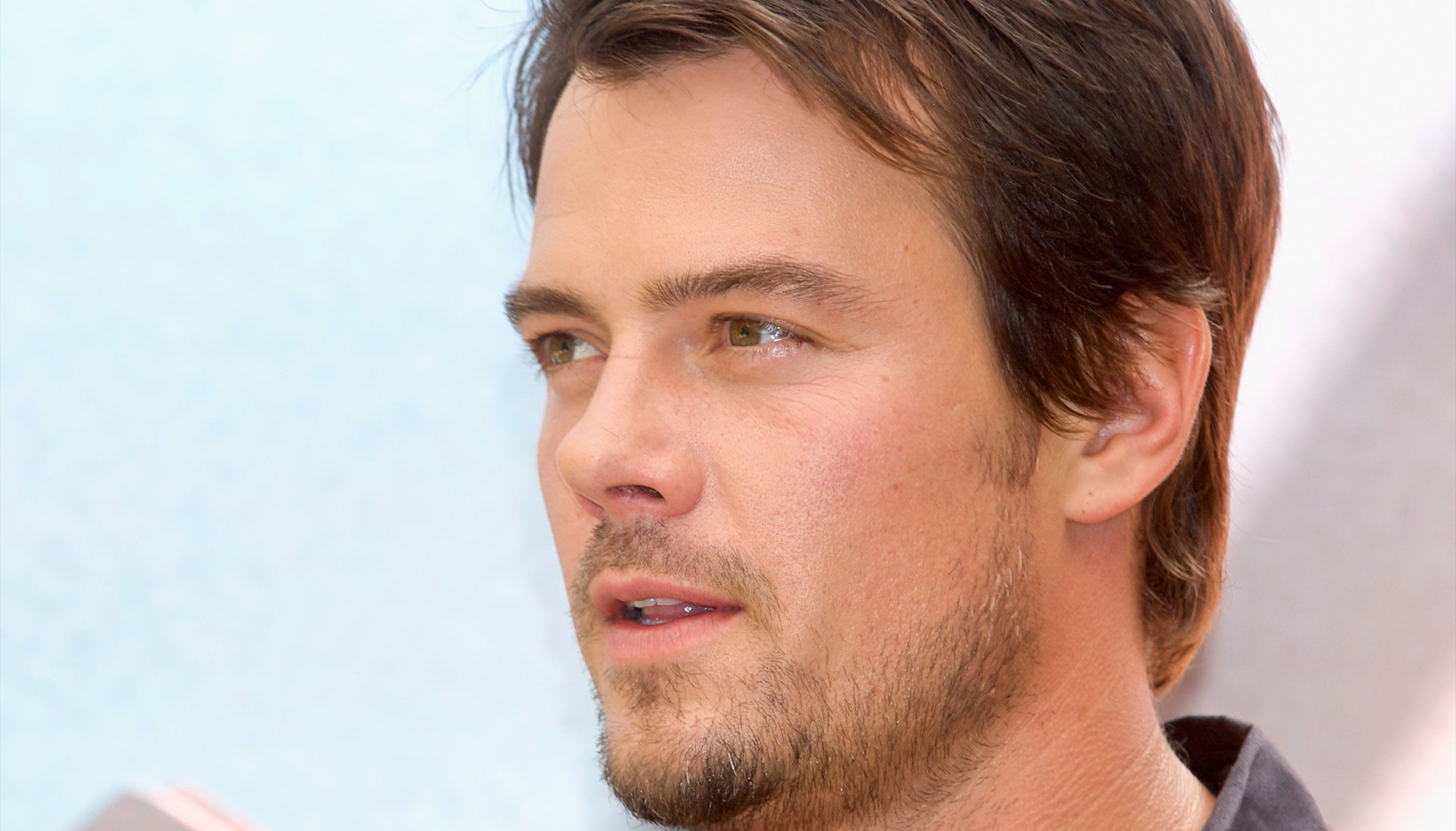 Josh Duhamel High Quality Wallpaper