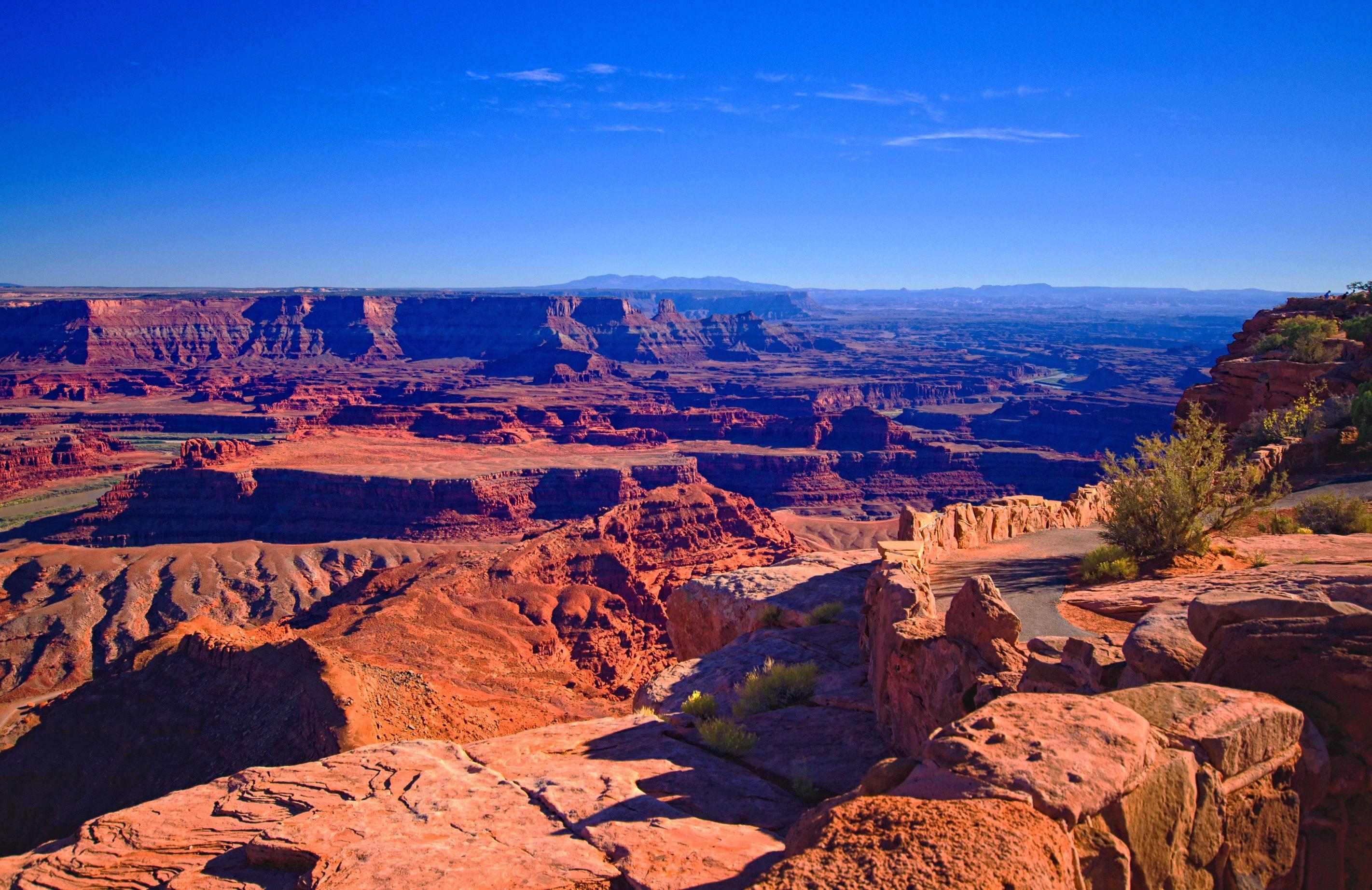 Utah là một trong những địa điểm du lịch tuyệt vời nhất của Hoa Kỳ, với những phong cảnh đẹp như tranh. Nếu bạn là một fan hâm mộ bức ảnh 4k, thì hình ảnh Utah 4k chắc chắn không thể bỏ qua. Hãy để màn hình của bạn trở nên thú vị hơn với những hình nền đẹp nhất về Utah.