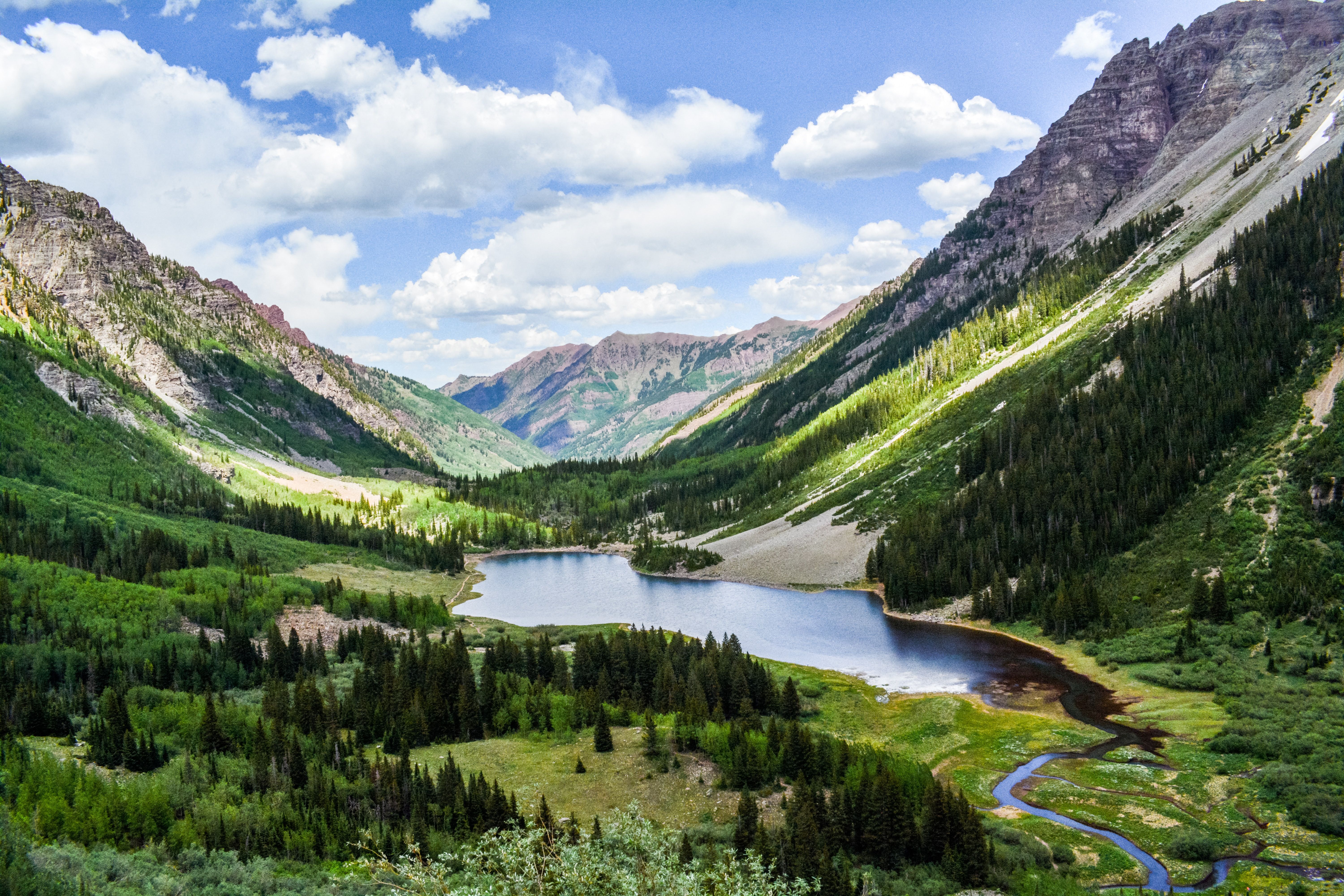 Aspen 4K wallpaper for your desktop or mobile screen free and easy to download