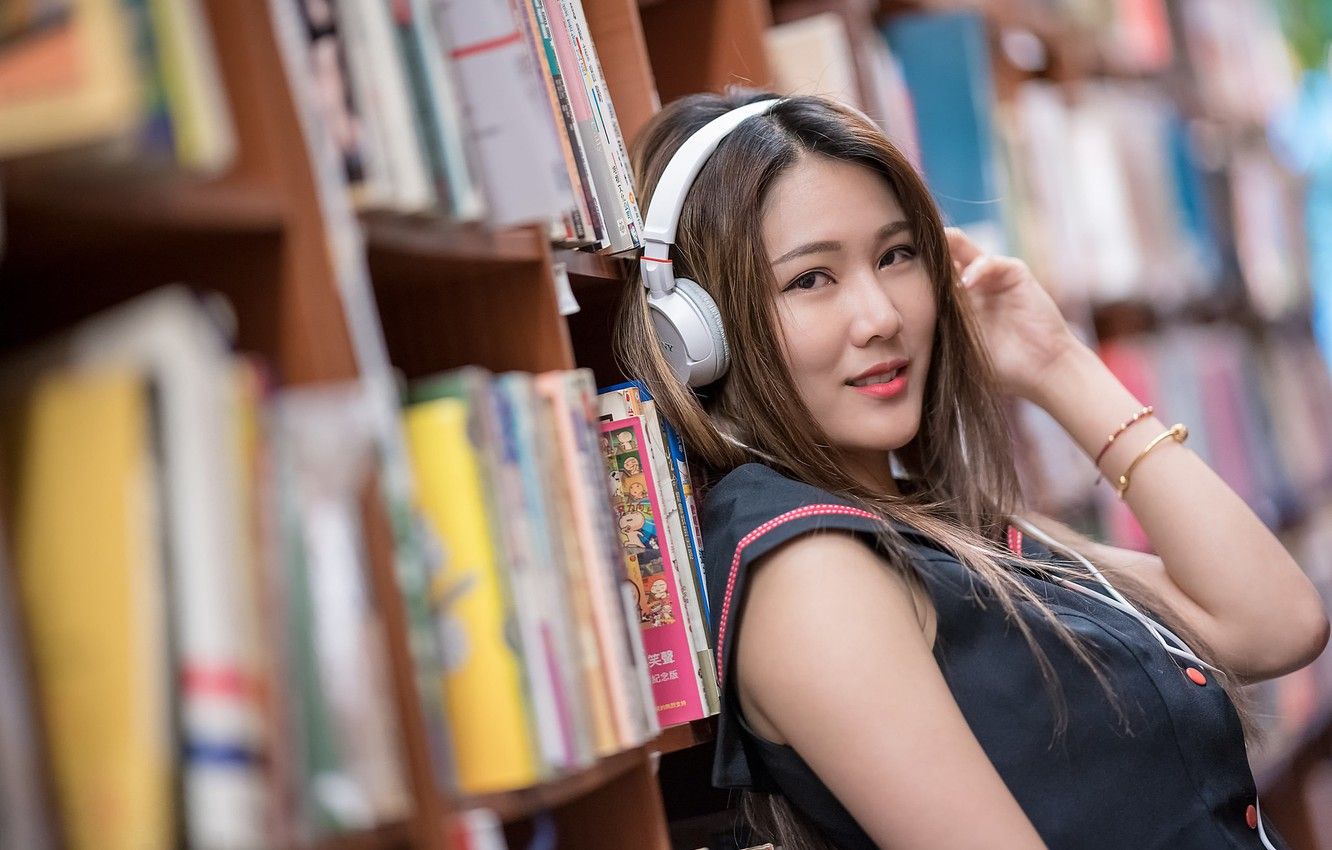 Wallpaper girl, books, headphones, Asian, cutie, bokeh, shelves image for desktop, section девушки