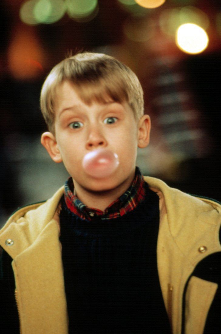 Can You Imagine Macaulay Culkin Playing D.J. Conner in Roseanne? It Almost Happened. Home alone, Home alone movie, Macaulay culkin