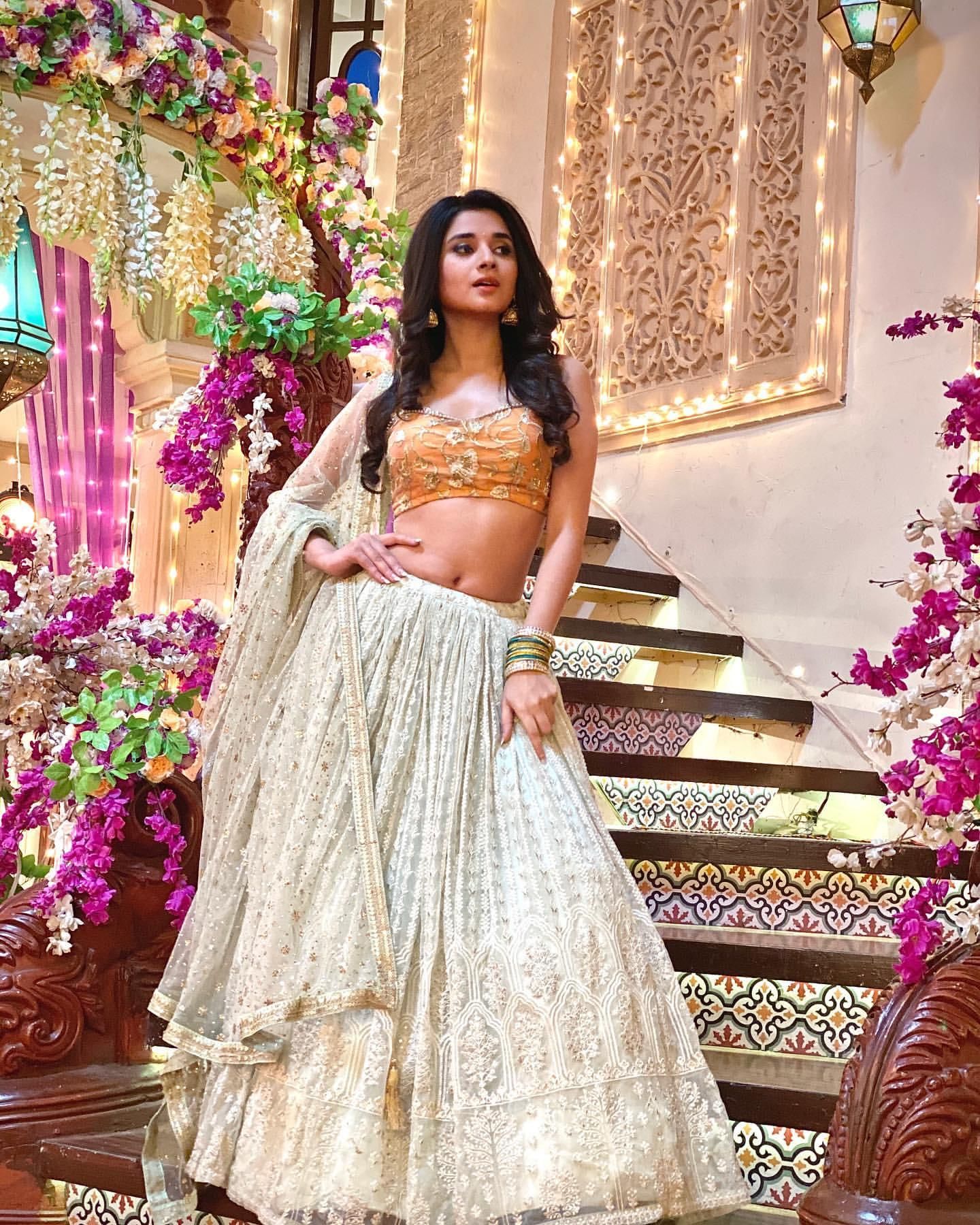 PHOTOS: Guddan Tumse Na Ho Payega actress Kanika Mann will leave you mesmerised with her beauty