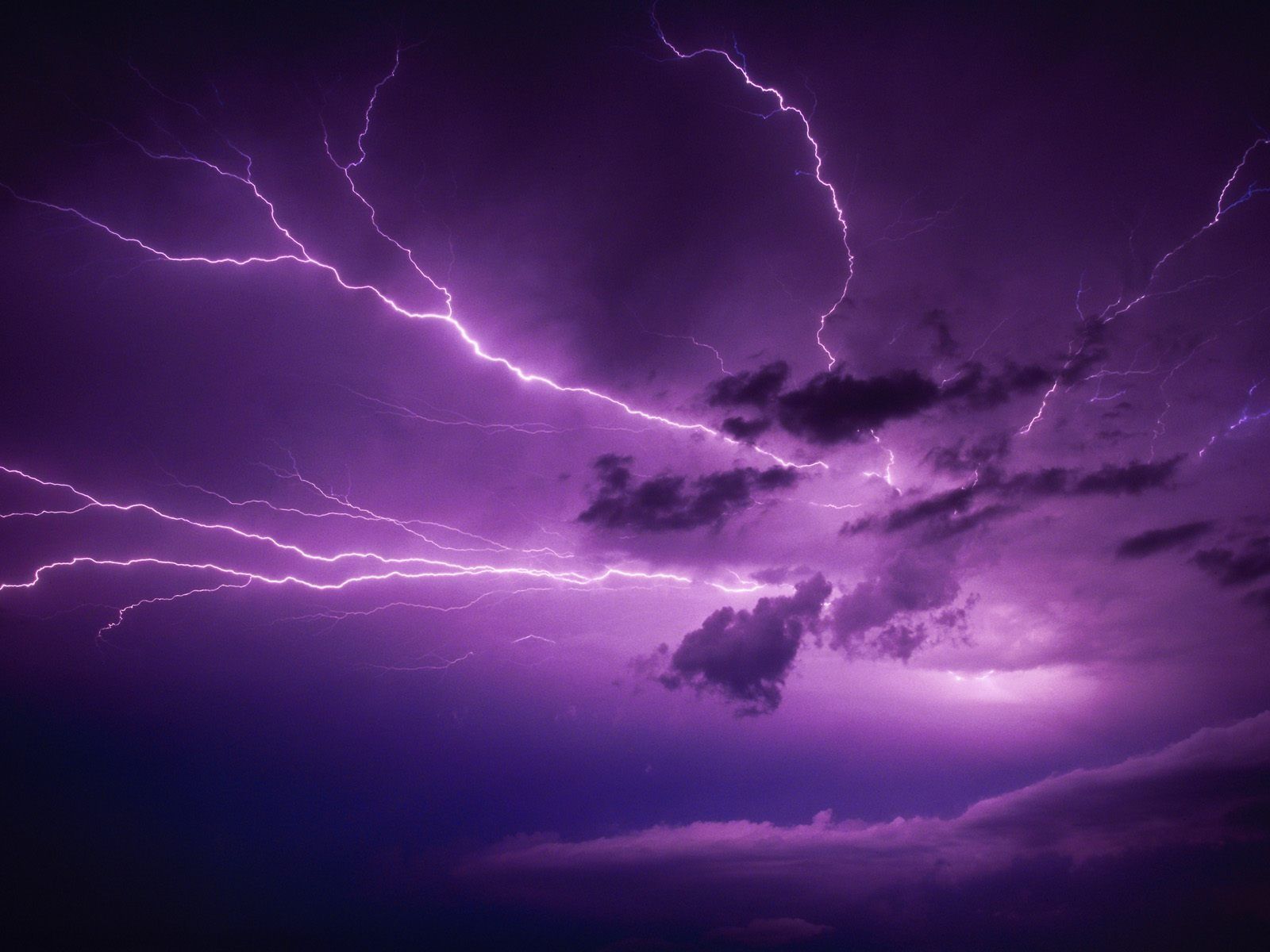 Thunder and Lightning Clouds. Thunderclouds. Purple lightning, Thunder and lightning, Purple sky