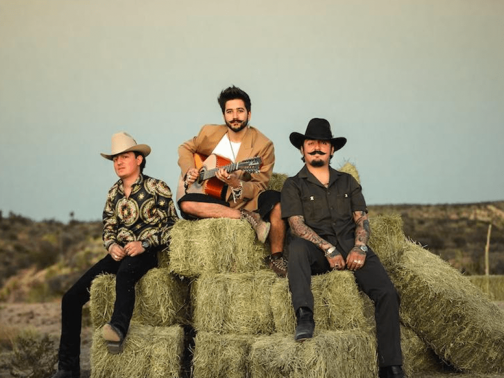 Los Dos Carnales colaboran en el nuevo álbum de Camilo