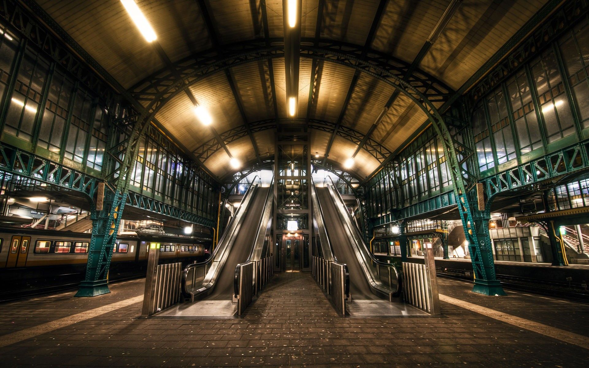 Wallpaper, city, night, building, symmetry, train station, infrastructure, light, 1920x1200 px, urban area, public transport, metro station, General 1920x1200