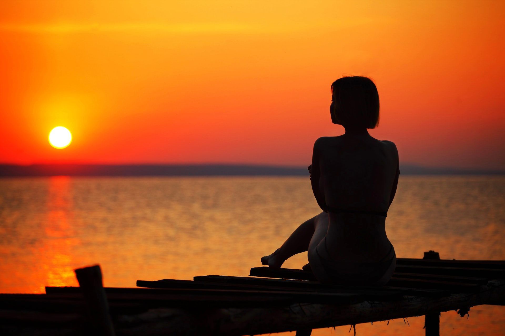 Beautiful Evening Girl Sunset Silhouette Wallpaper Sitting In Sunset