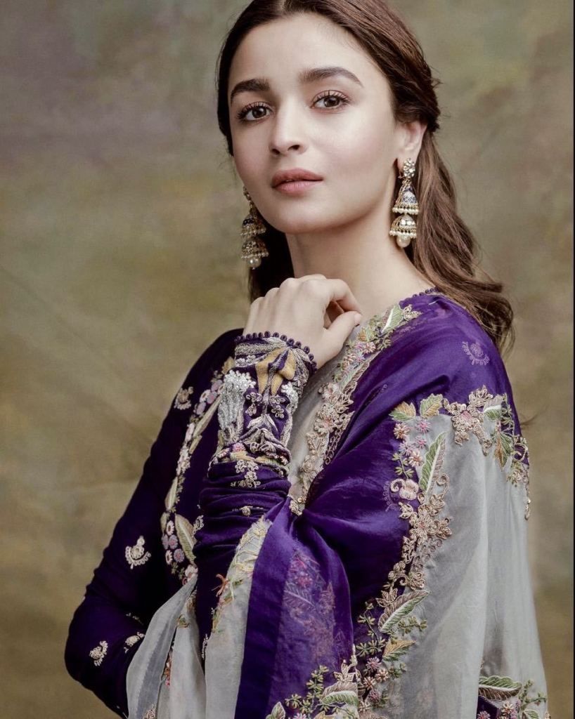 Alia Bhatt's Indian Looks From Kalank Promotions. Monday Crush. Wedding wear, Alia bhatt, Alia bhatt cute