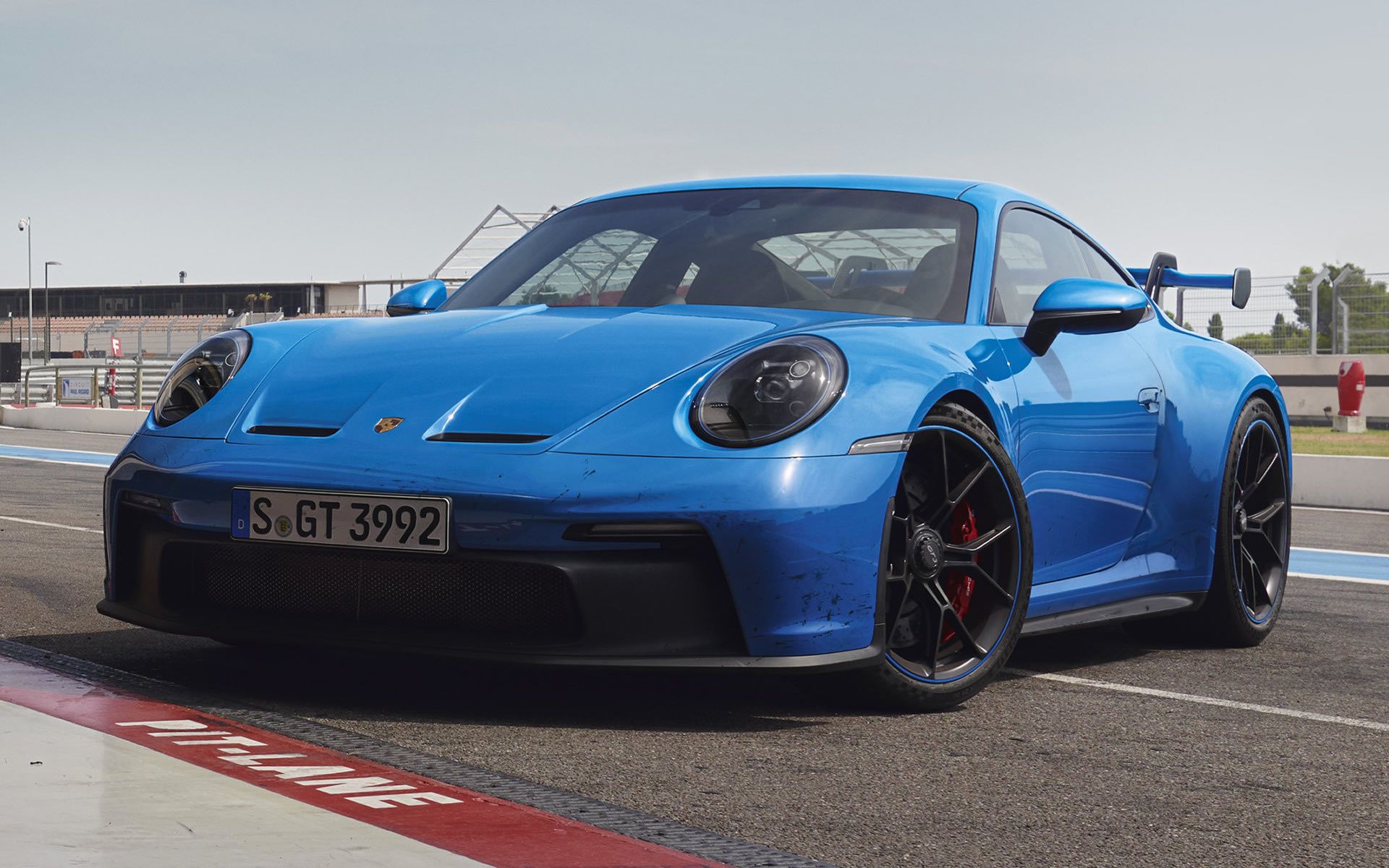 Porsche 911 GT3 and HD Image
