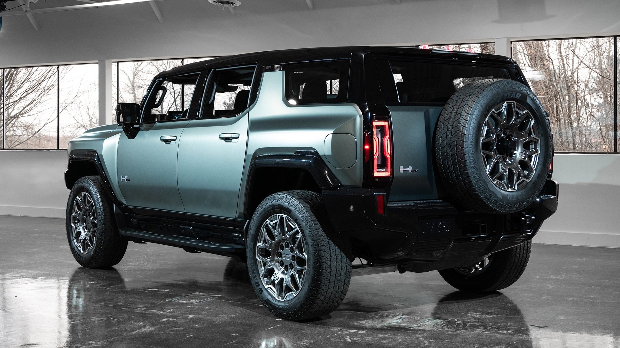 Here's Why the $995 GMC Hummer EV SUV Is a 2024 Model