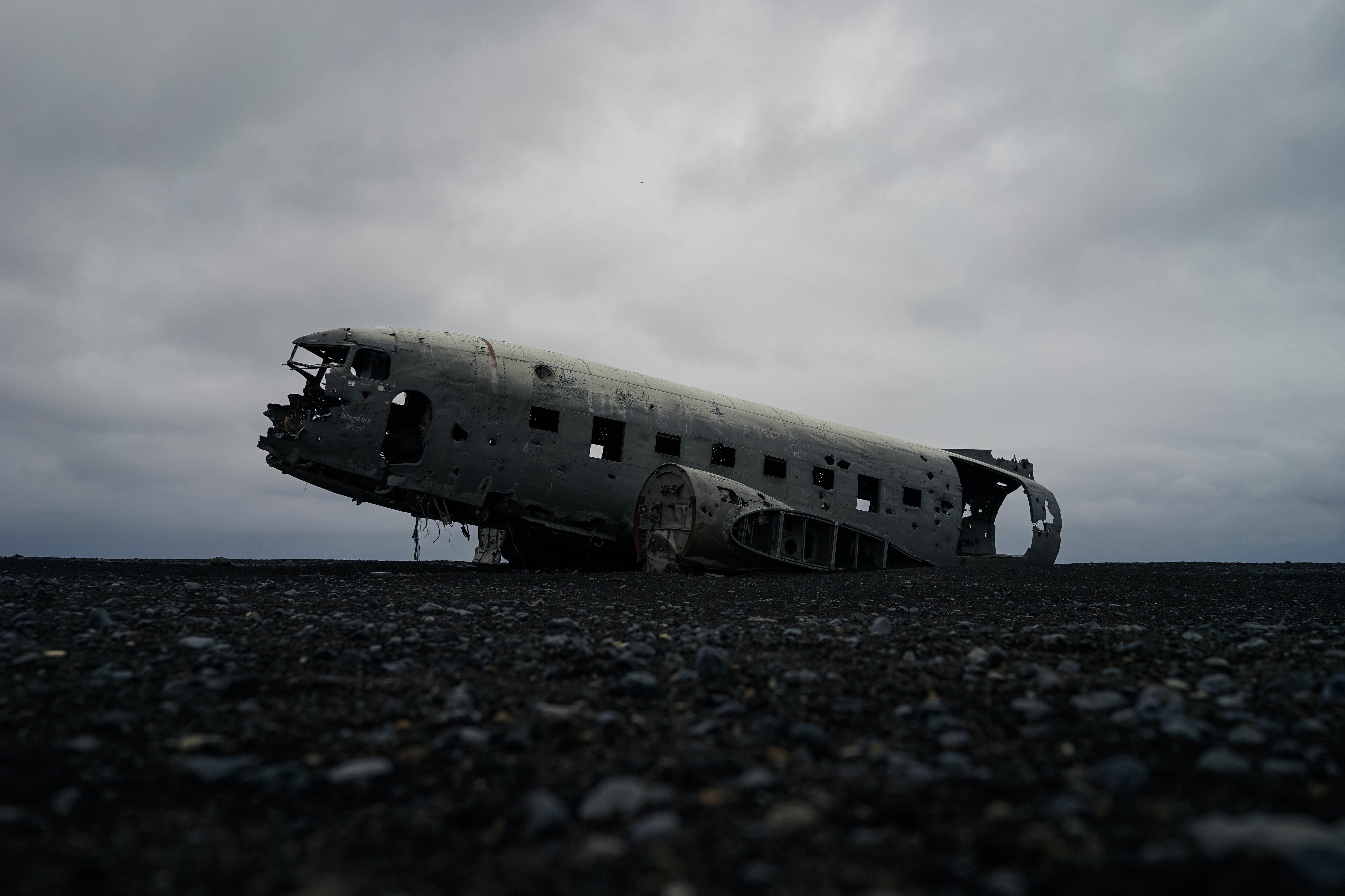 Solheimasandur Plane Wreck Iceland 4K wallpaper